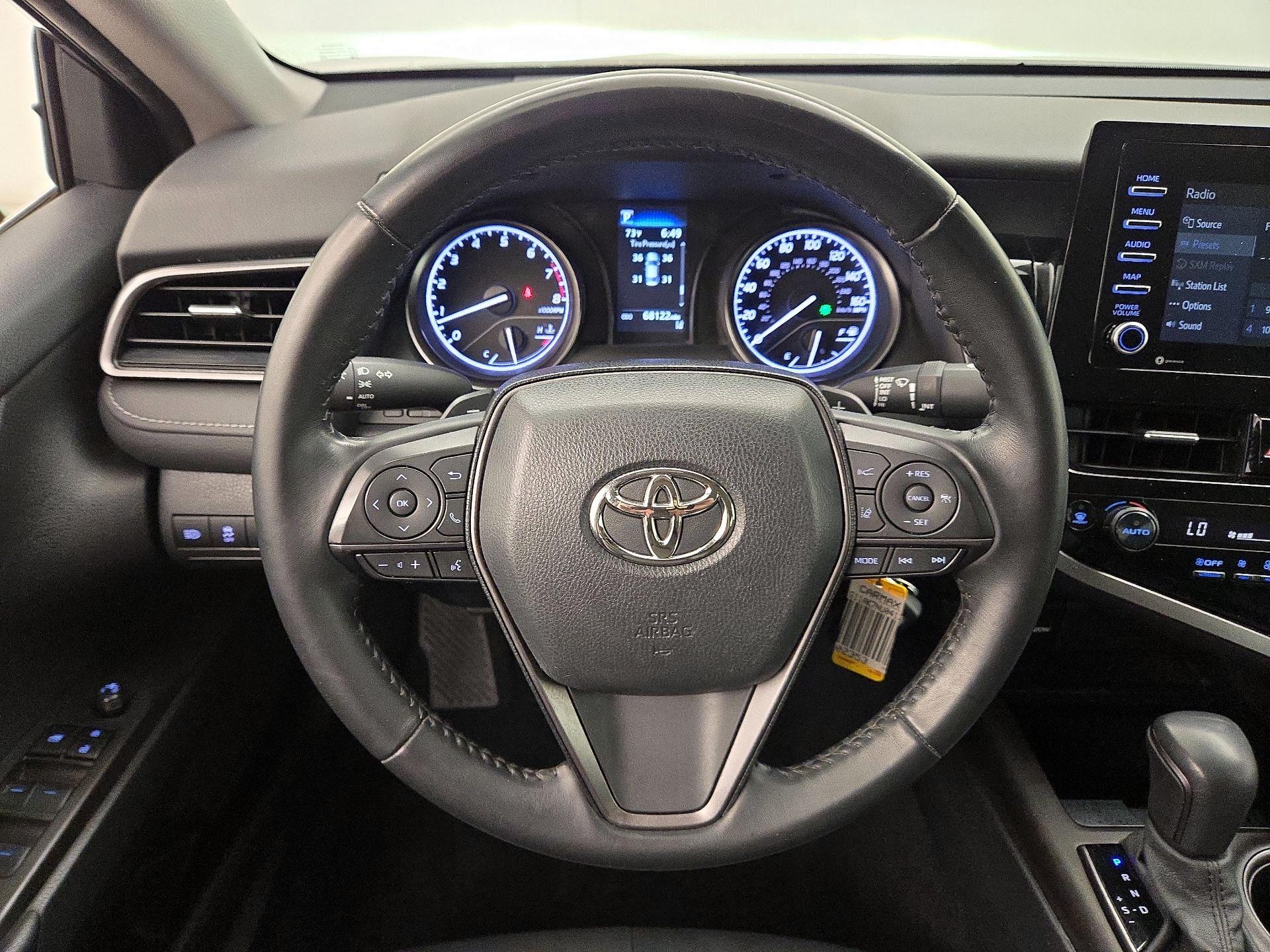 Thumbnail: 2022 Toyota Camry - 10