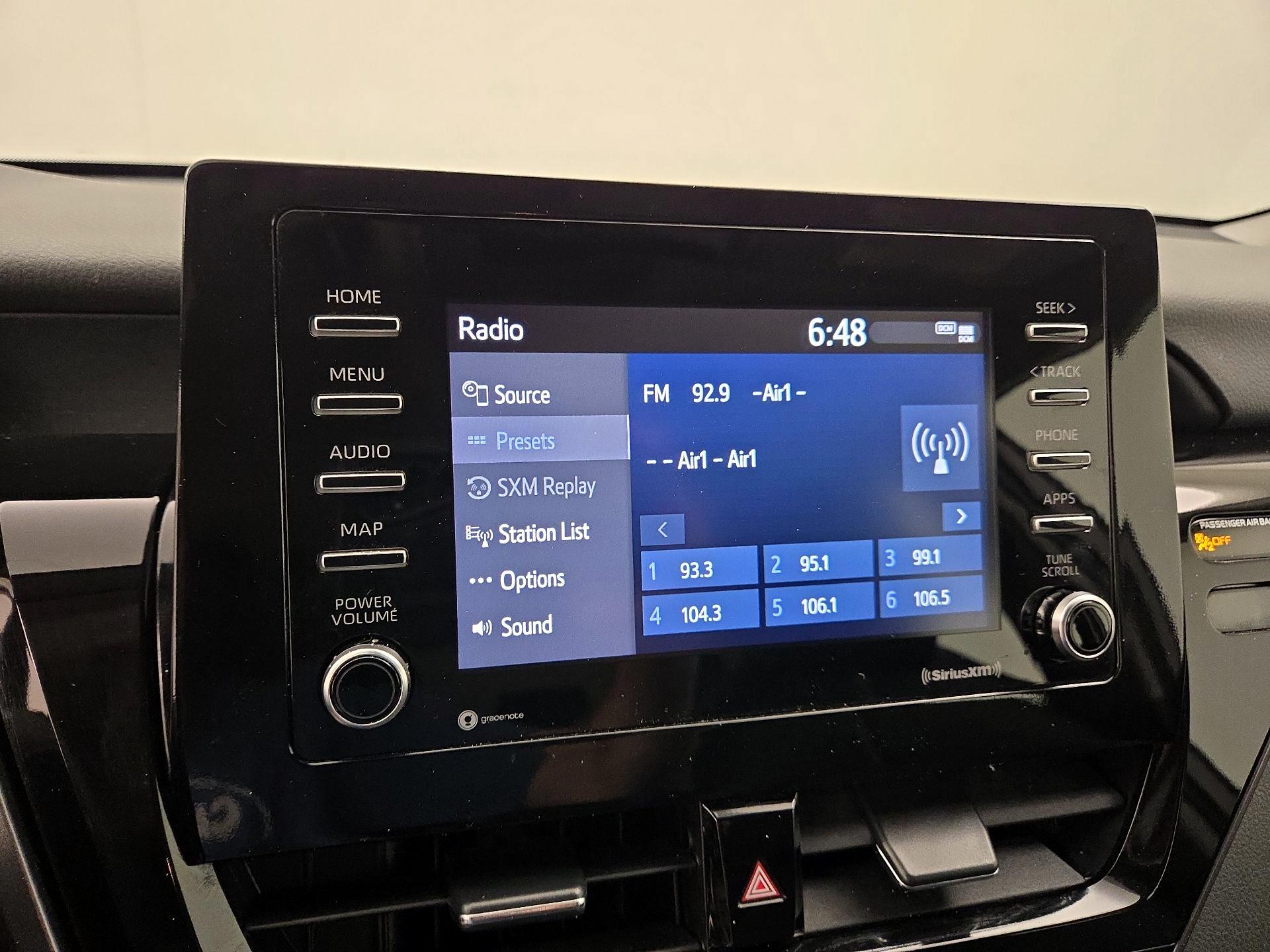 Thumbnail: 2022 Toyota Camry - 15