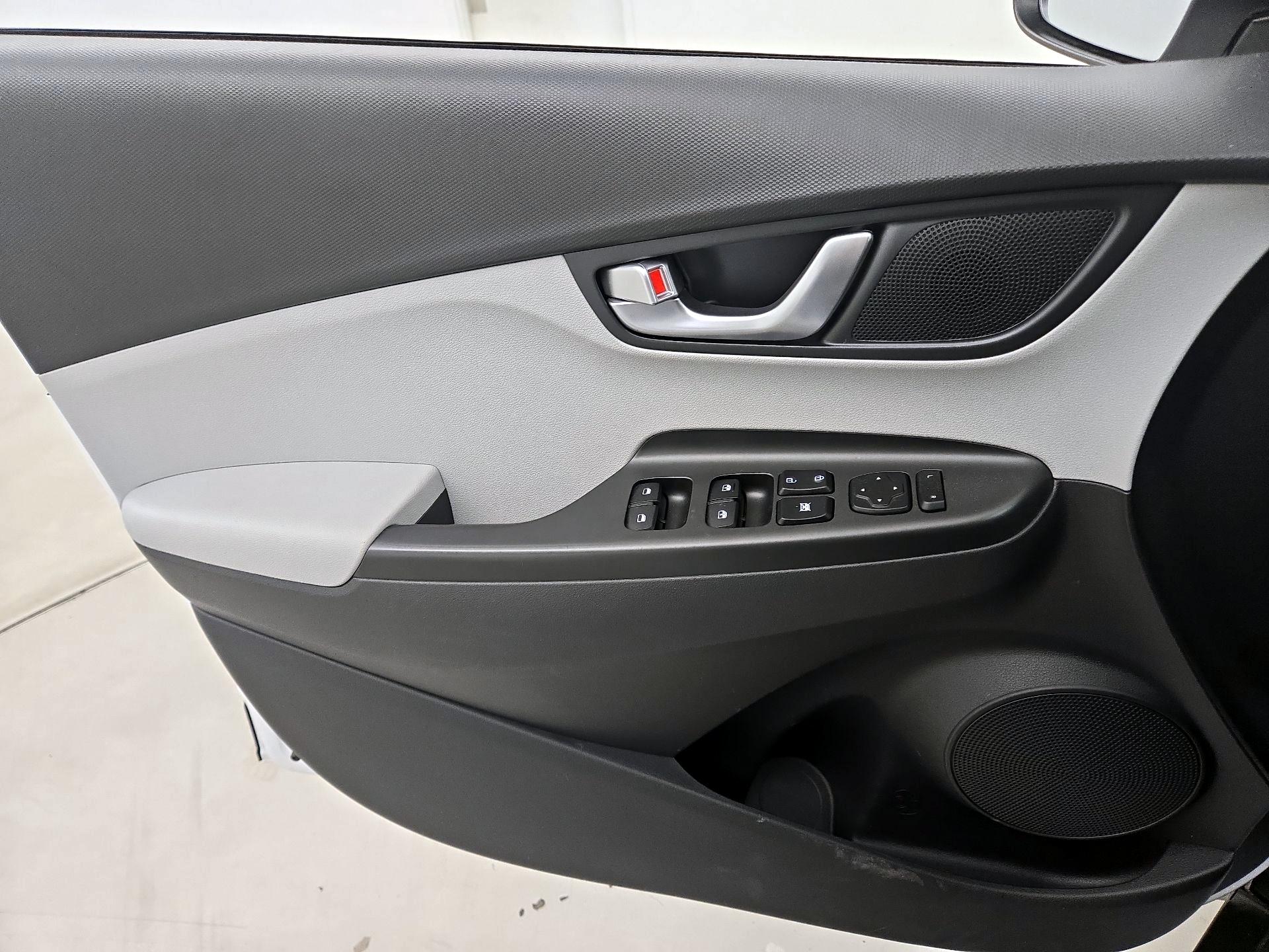 Thumbnail: 2023 Hyundai Kona - 12