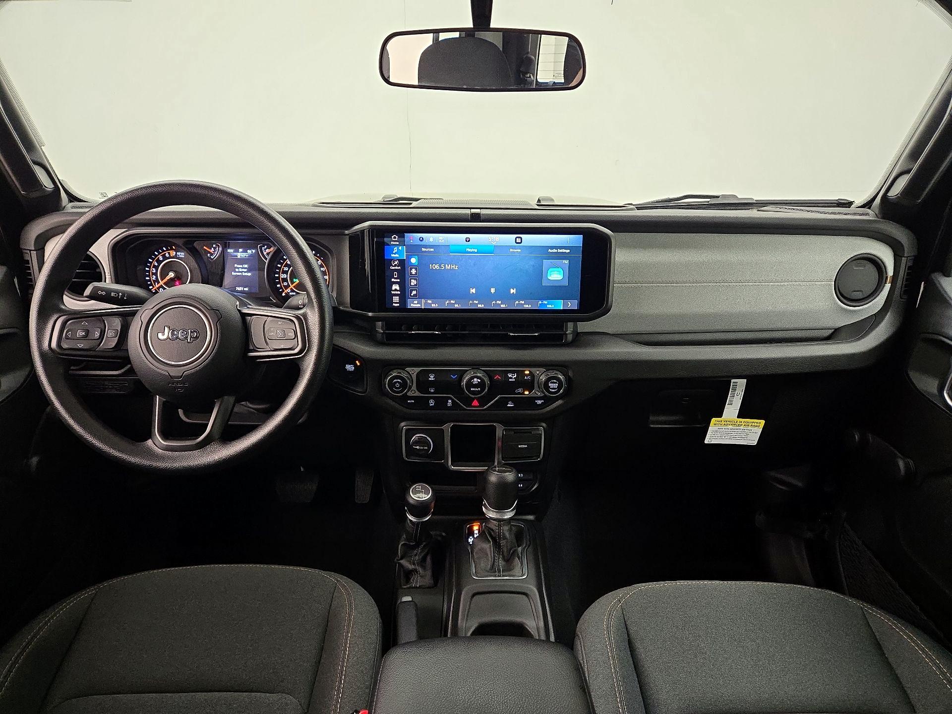 Thumbnail: 2024 Jeep Gladiator - 9