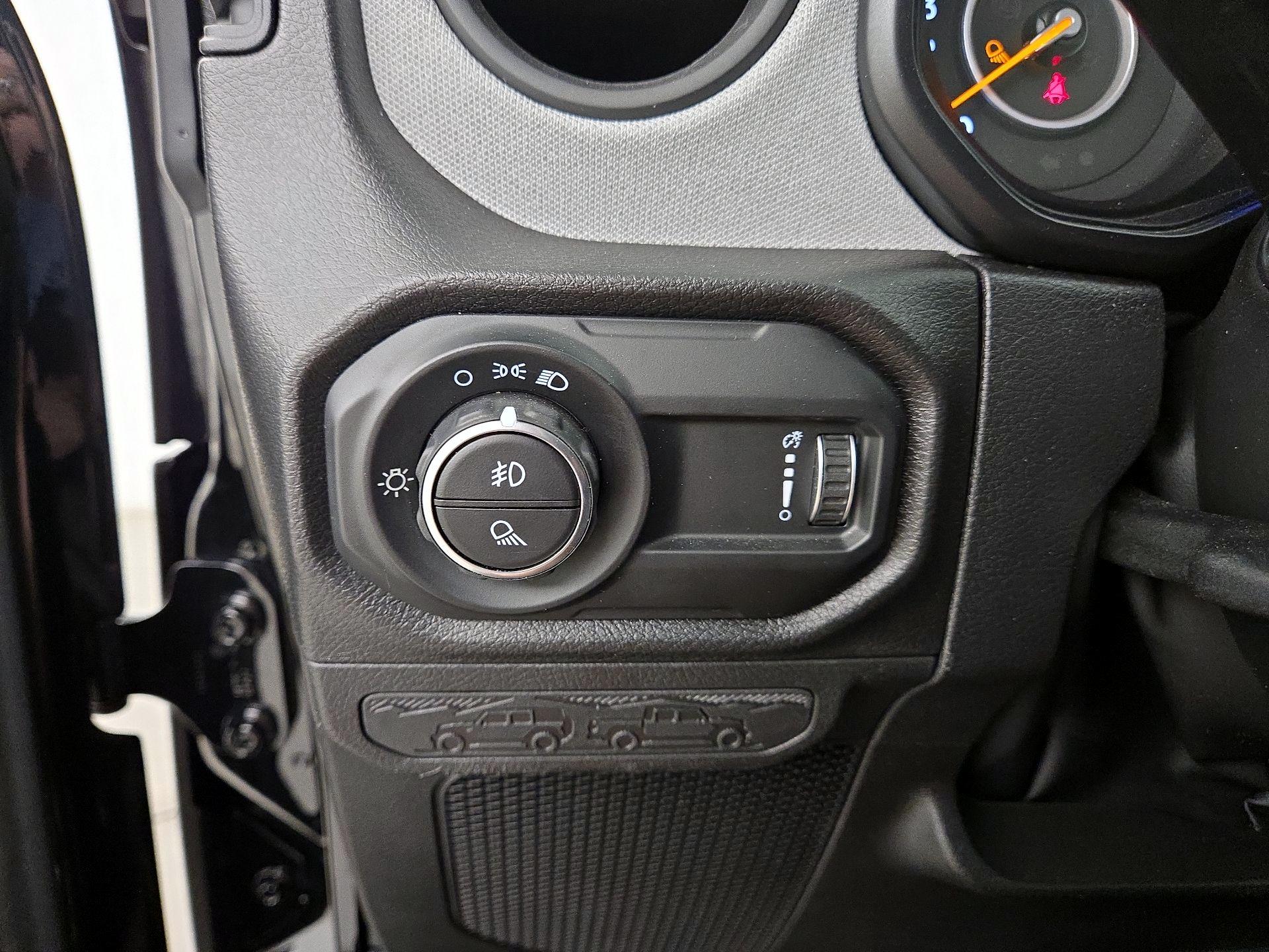 Thumbnail: 2024 Jeep Gladiator - 13