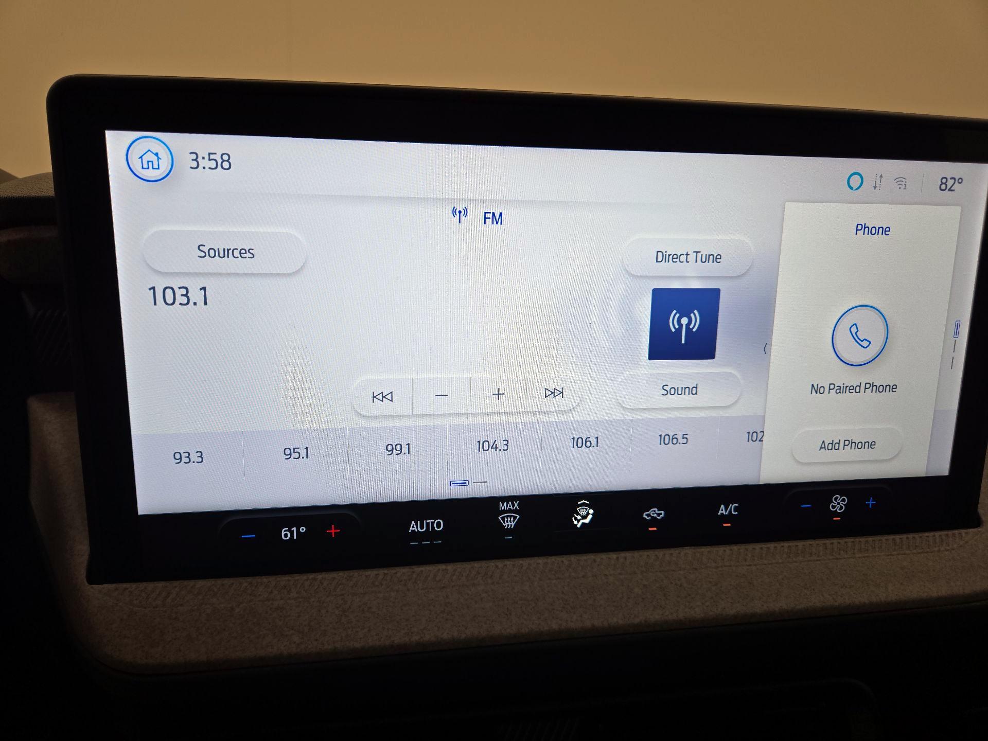 Thumbnail: 2025 Ford Maverick - 15