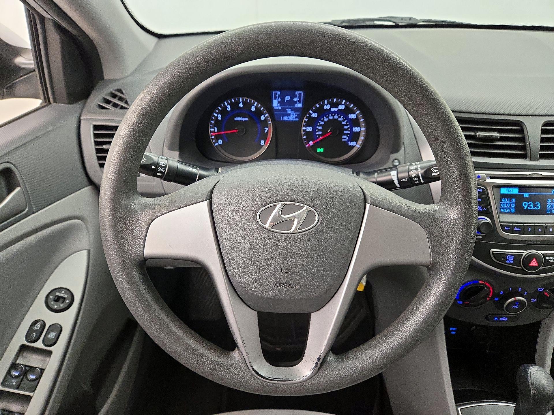 Thumbnail: 2016 Hyundai Accent - 10