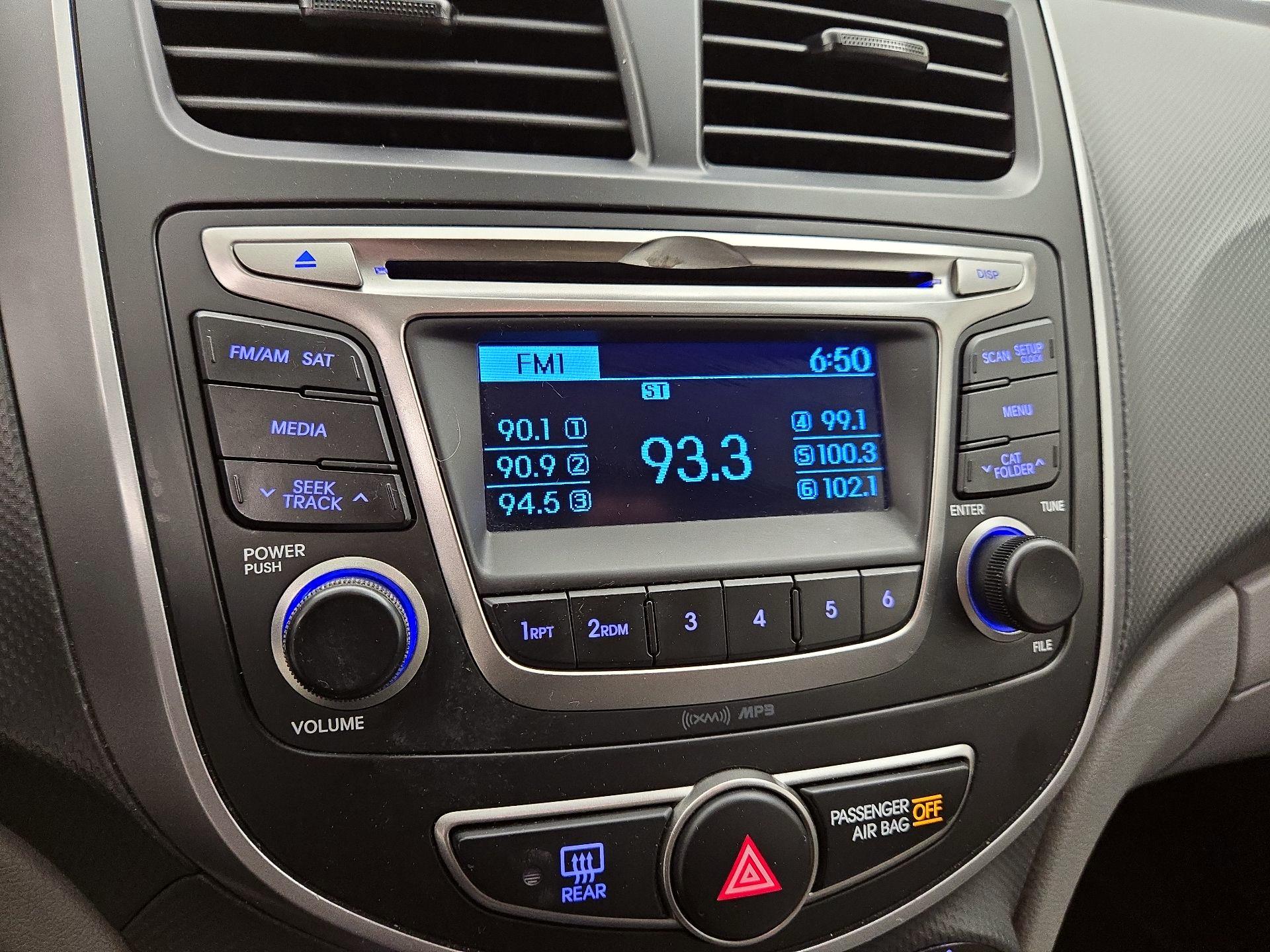 Thumbnail: 2016 Hyundai Accent - 14