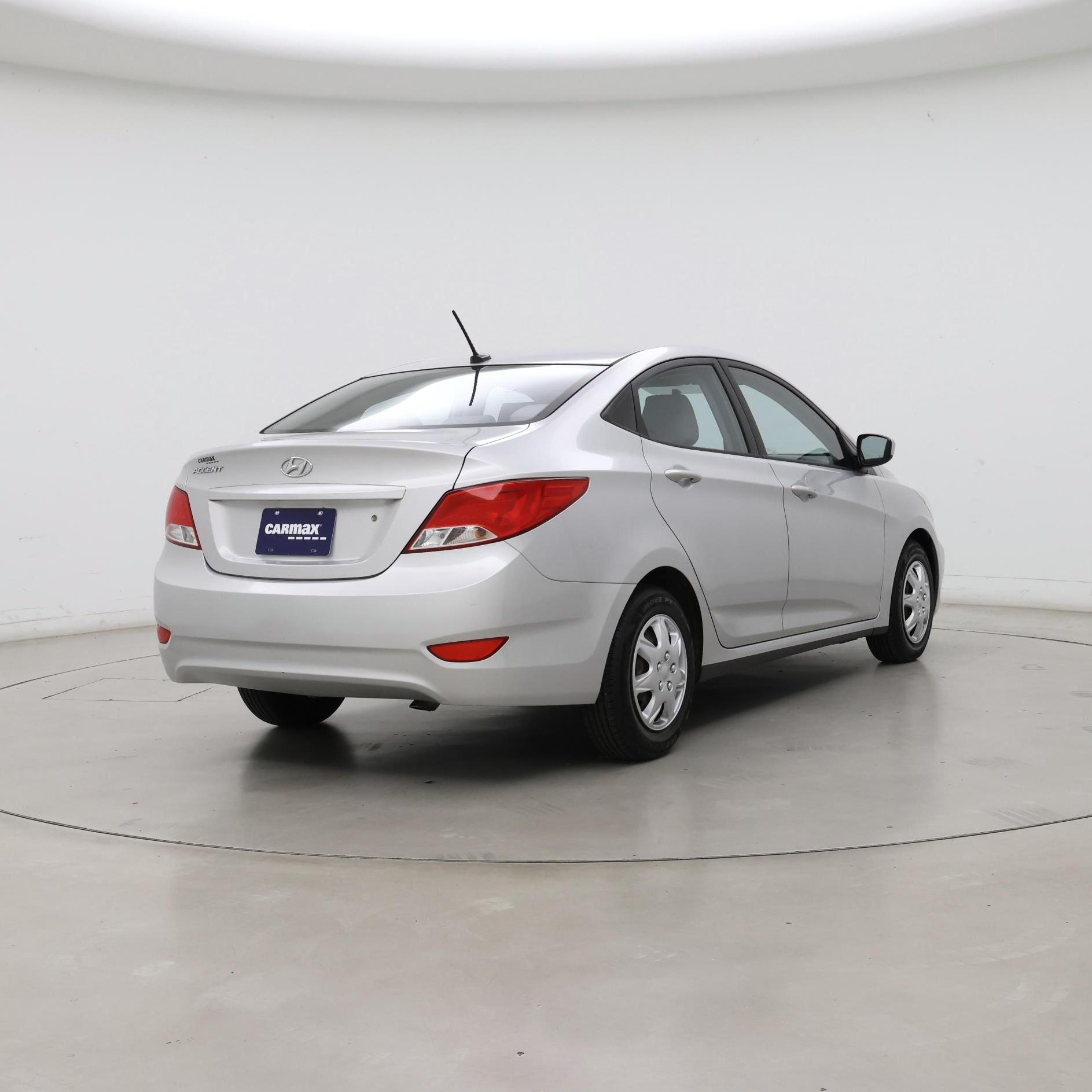 Thumbnail: 2016 Hyundai Accent - 8