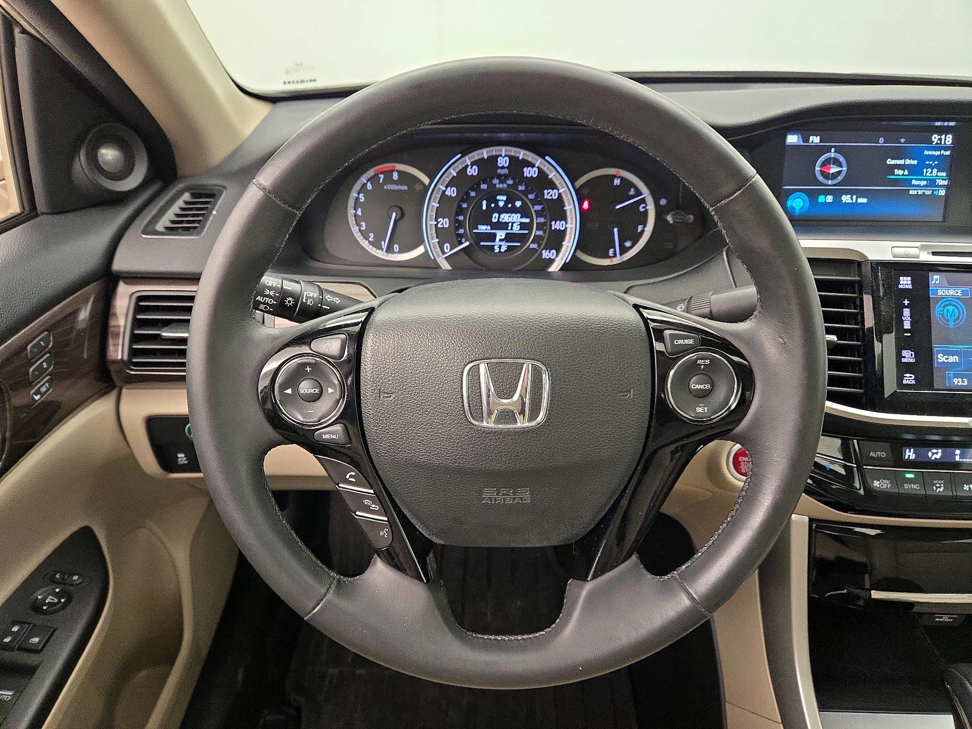 Thumbnail: 2017 Honda Accord - 10