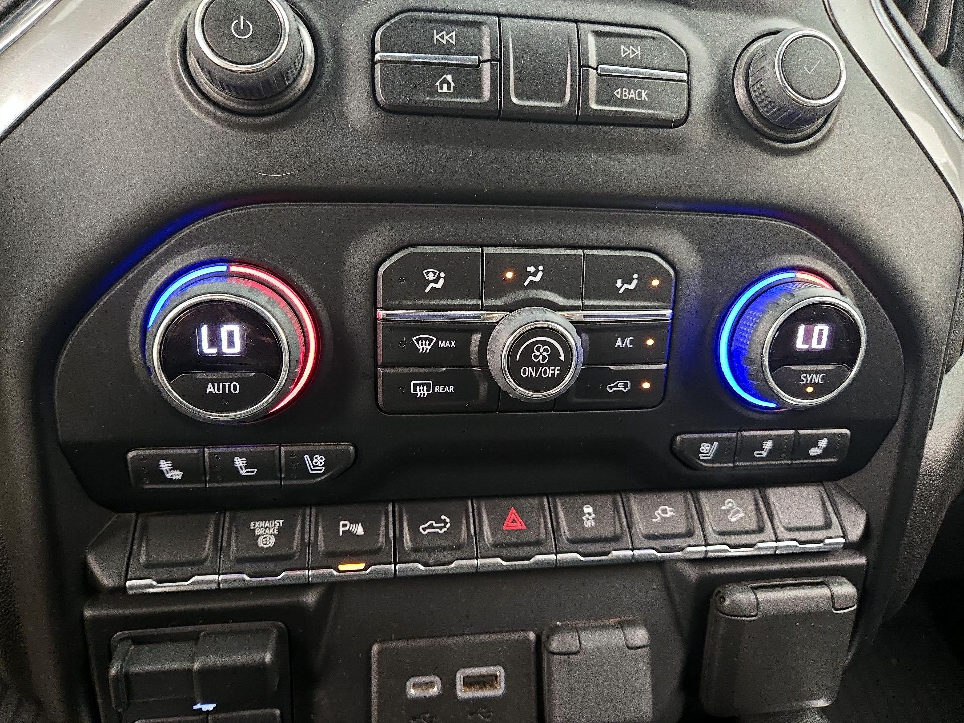 Thumbnail: 2022 Chevrolet Silverado 2500 - 16