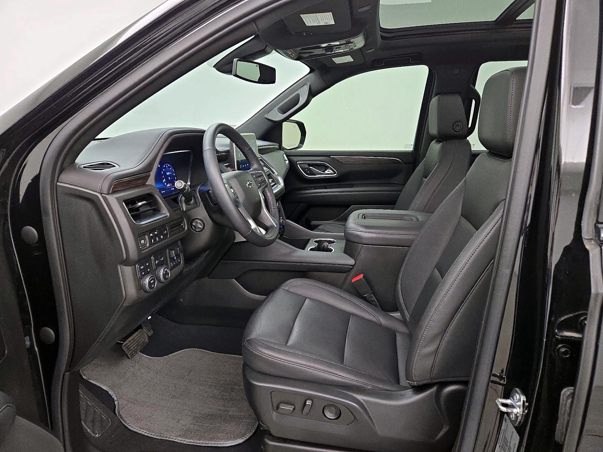 Thumbnail: 2022 Chevrolet Tahoe - 11