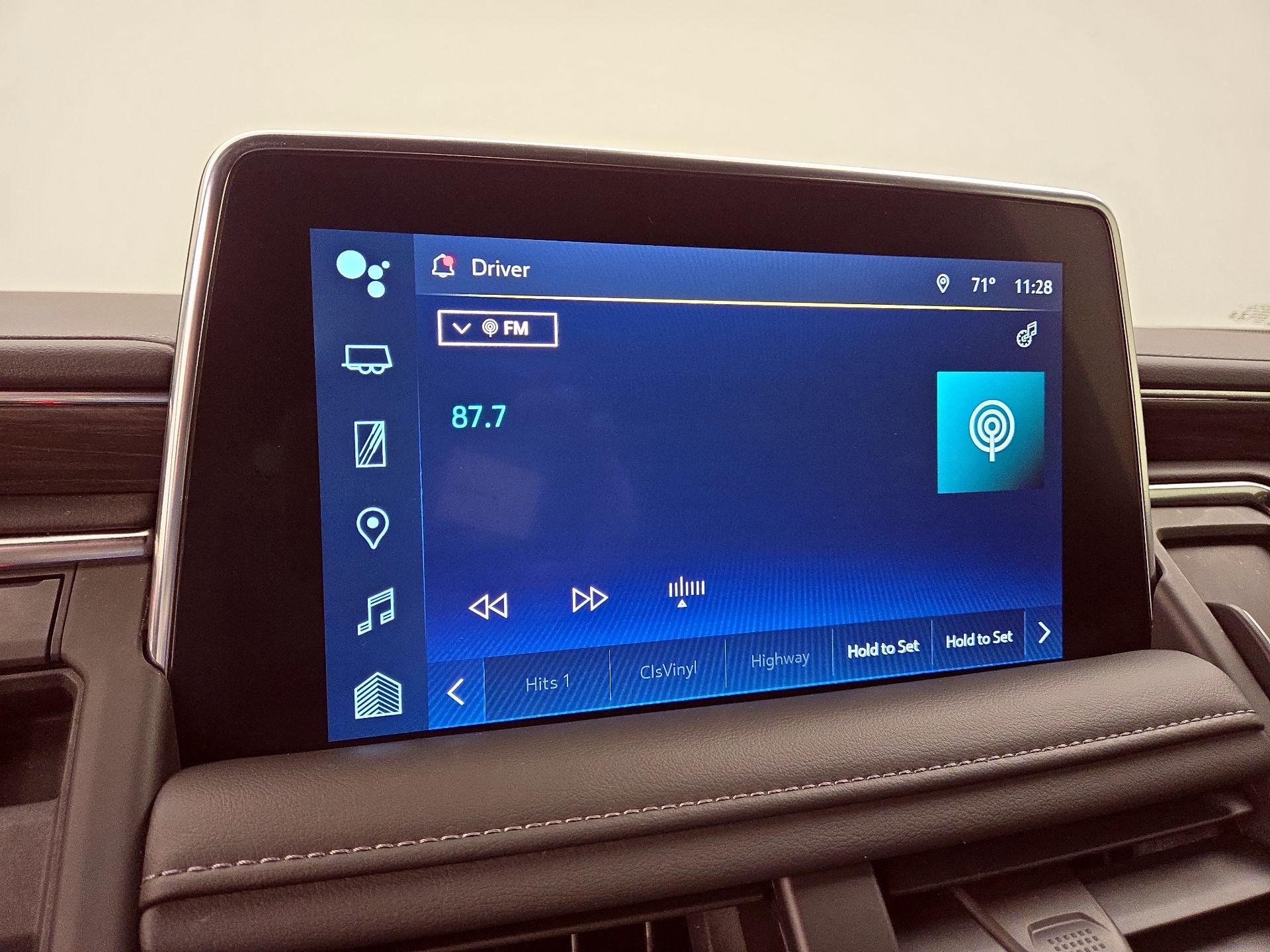 Thumbnail: 2022 Chevrolet Tahoe - 15