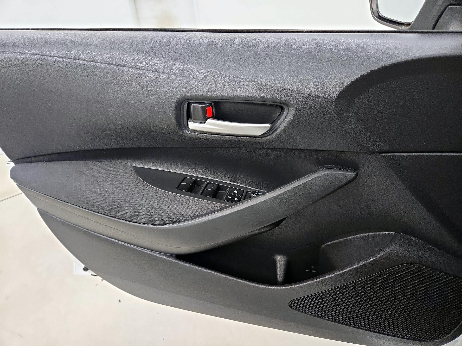 Thumbnail: 2021 Toyota Corolla - 12