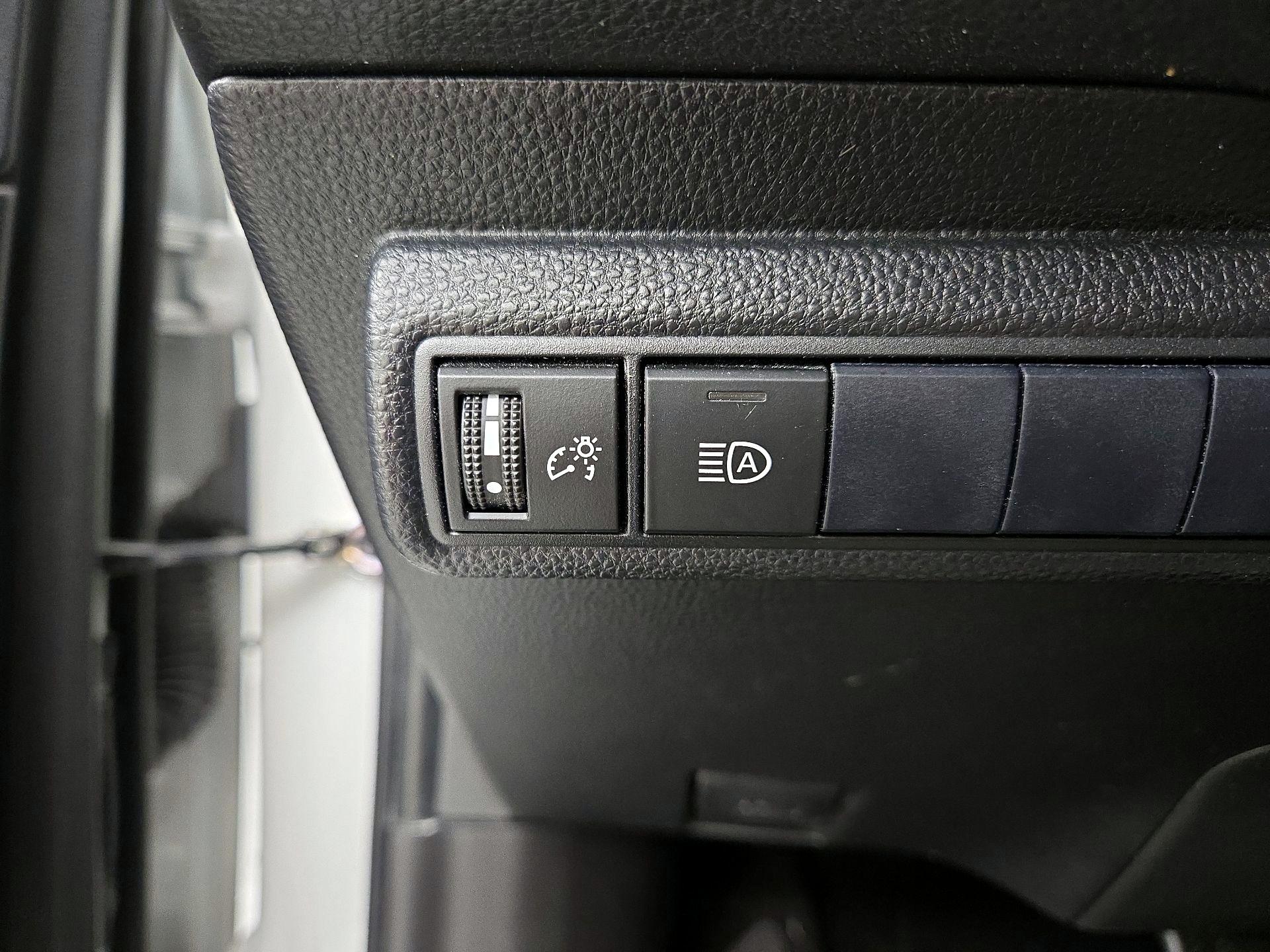 Thumbnail: 2021 Toyota Corolla - 13