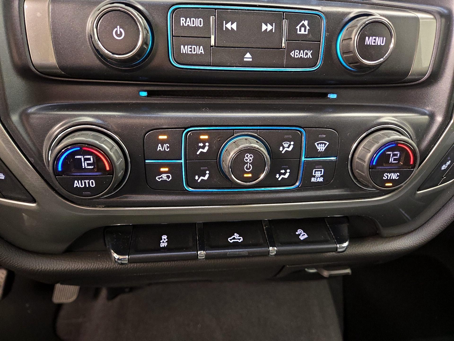 Thumbnail: 2019 Chevrolet Silverado 1500 - 16