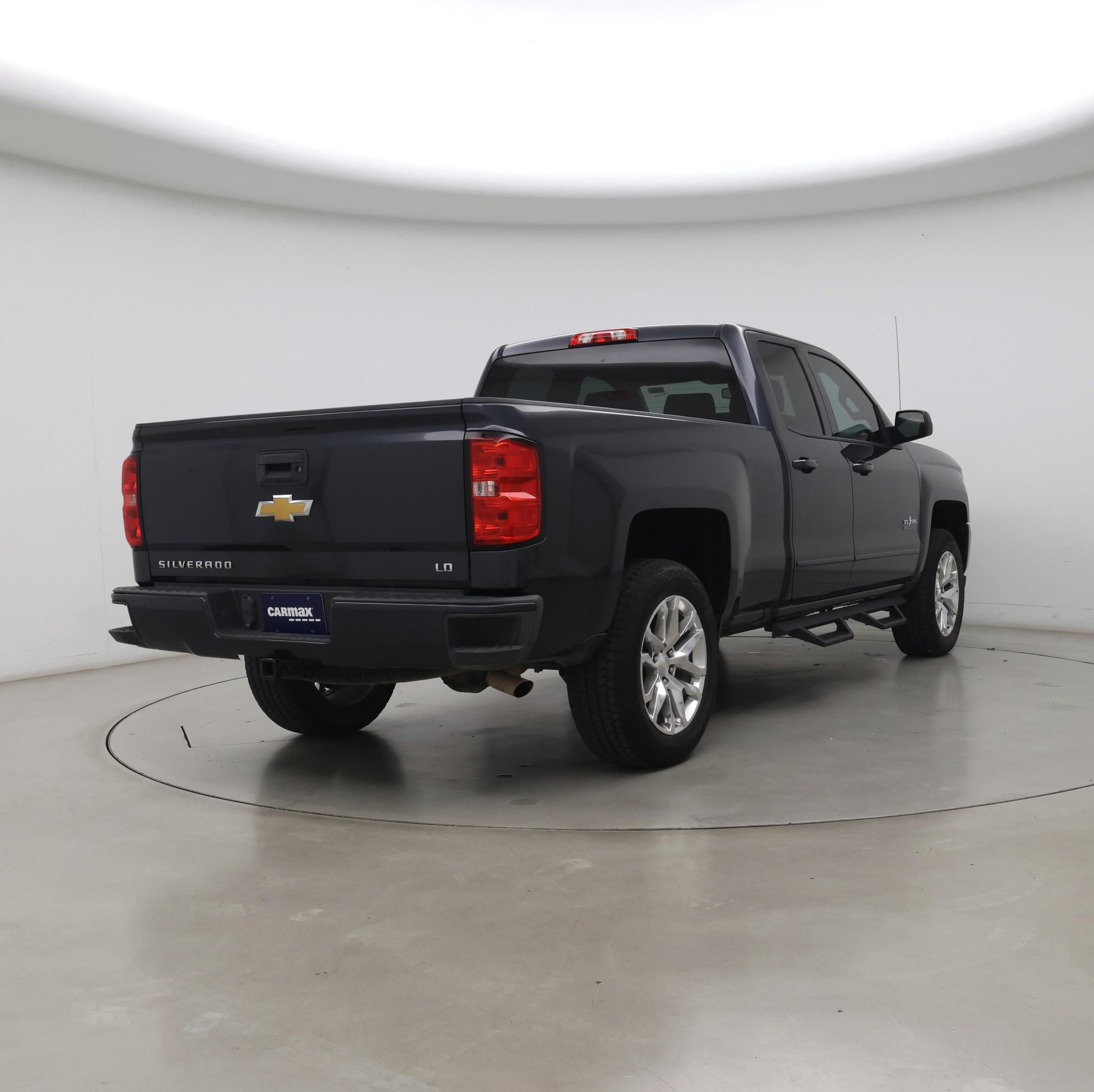 Thumbnail: 2019 Chevrolet Silverado 1500 - 8