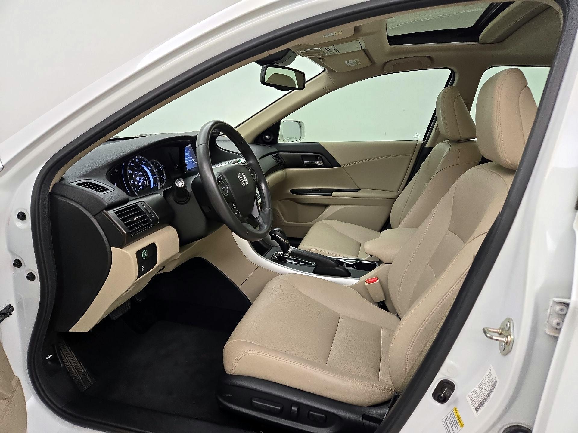 Thumbnail: 2015 Honda Accord - 11