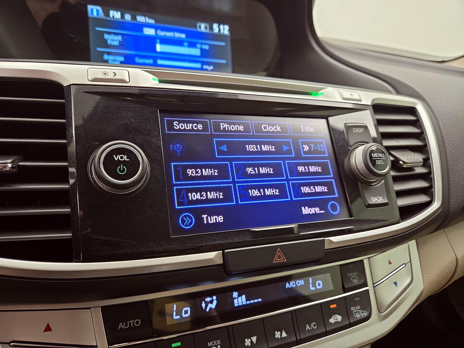 Thumbnail: 2015 Honda Accord - 15