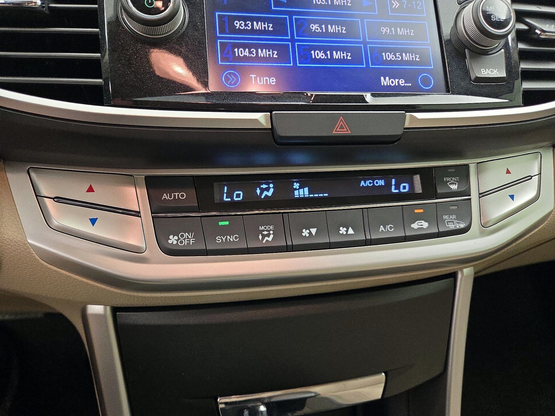 Thumbnail: 2015 Honda Accord - 16