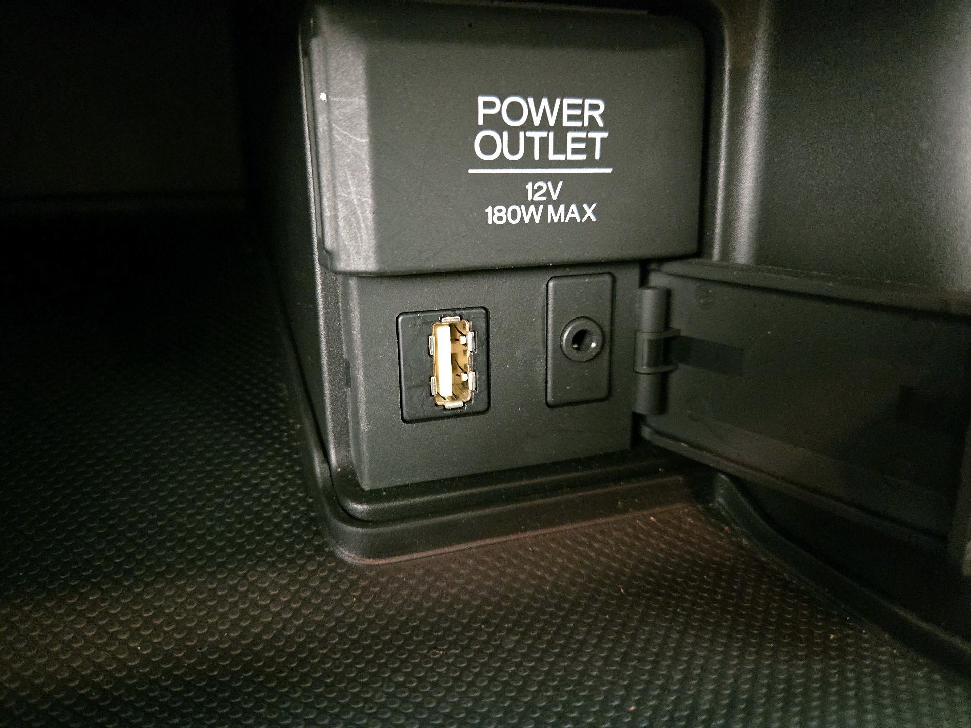 Thumbnail: 2015 Honda Accord - 18