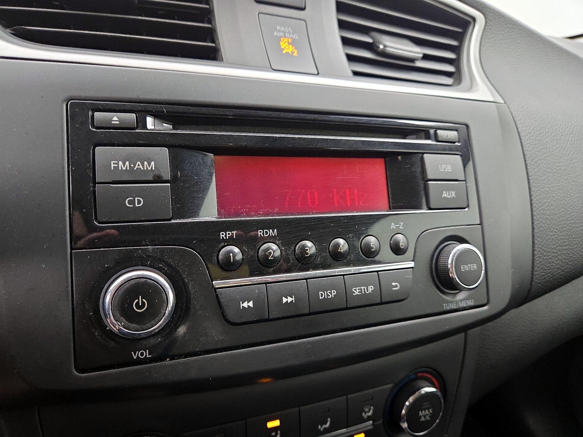 Thumbnail: 2017 Nissan Sentra - 14