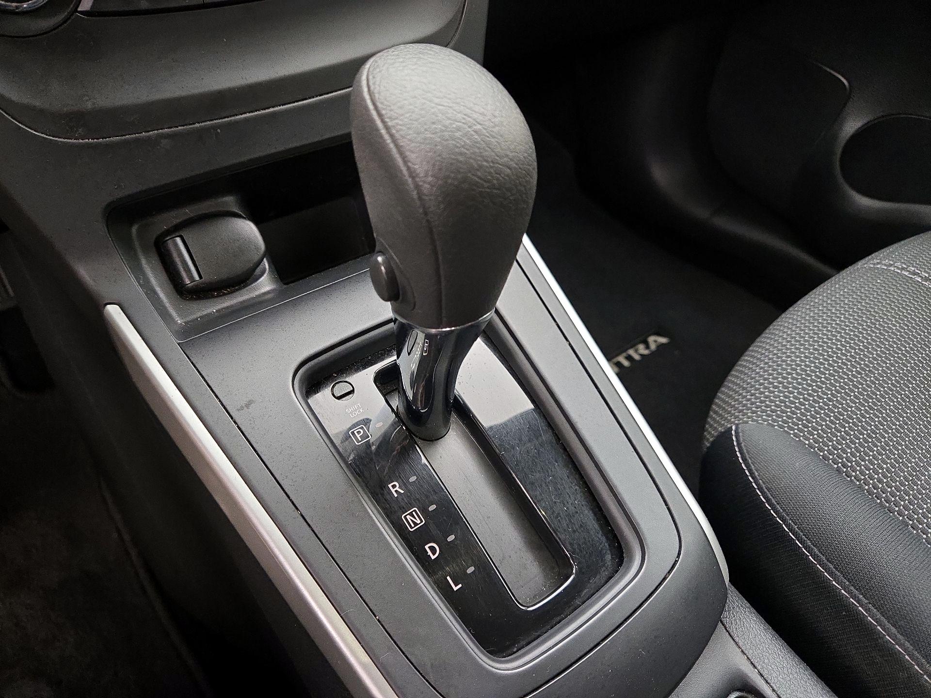 Thumbnail: 2017 Nissan Sentra - 16