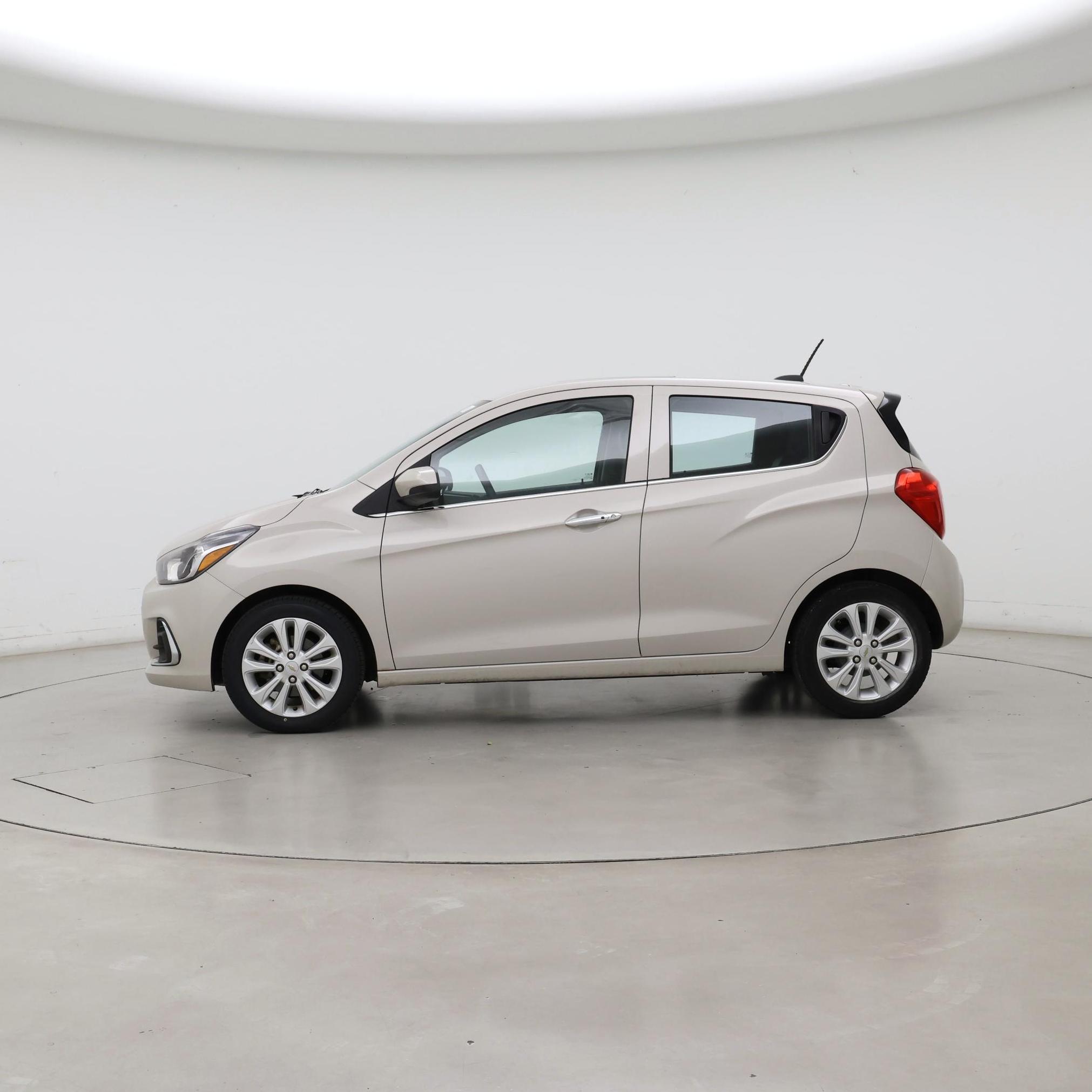 Thumbnail: 2016 Chevrolet Spark - 3
