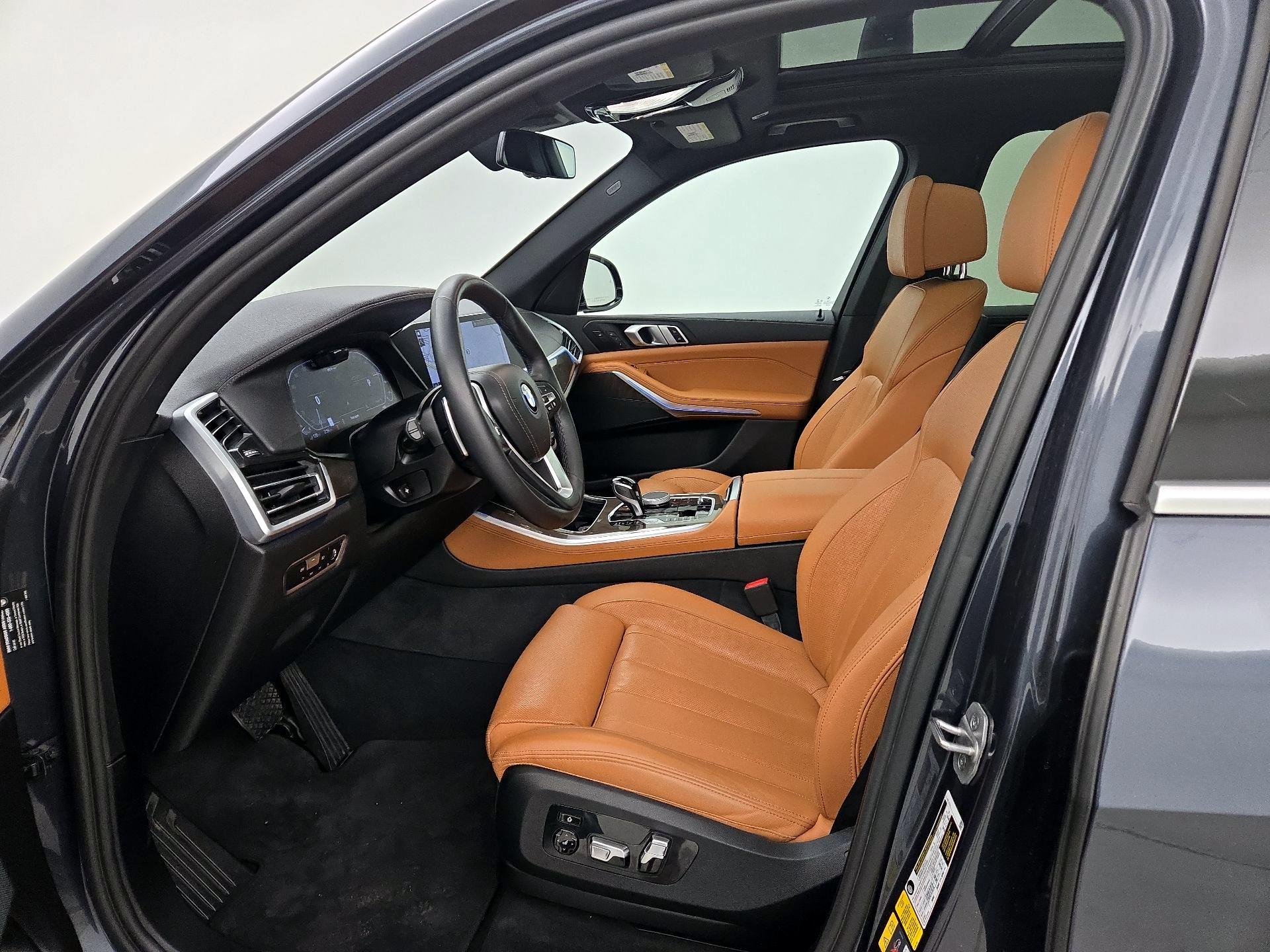 Thumbnail: 2022 BMW X5 - 11