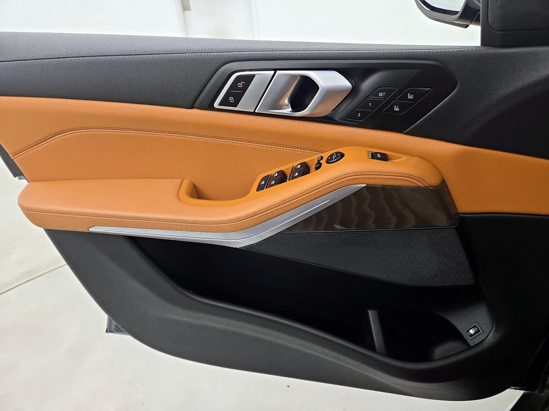 Thumbnail: 2022 BMW X5 - 12