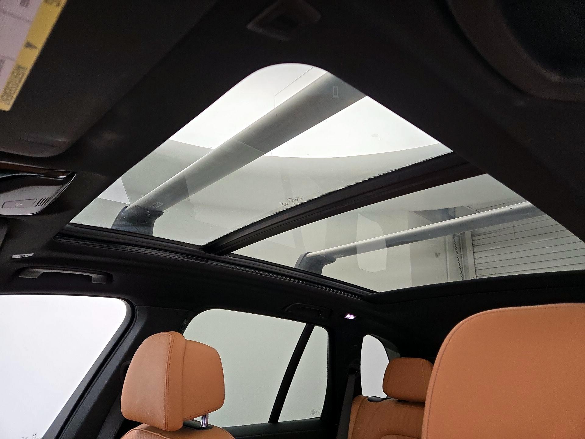 Thumbnail: 2022 BMW X5 - 20