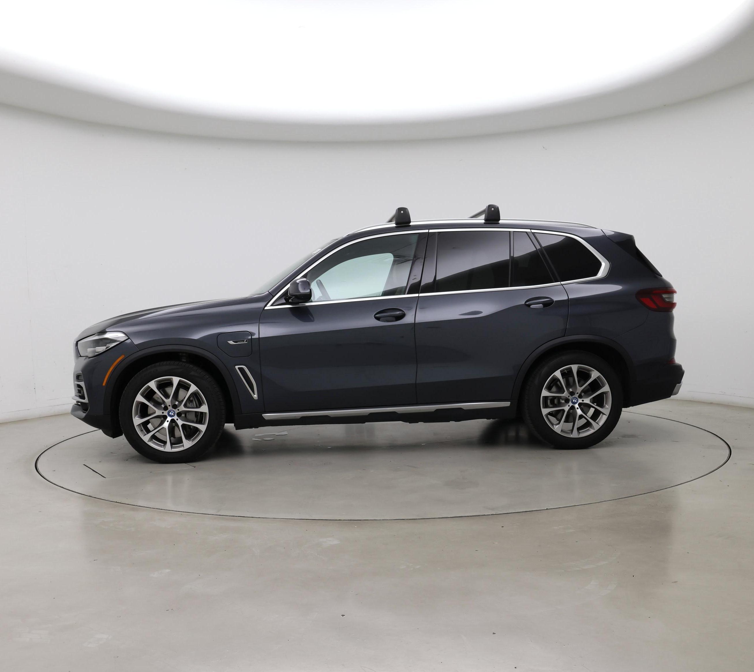 Thumbnail: 2022 BMW X5 - 3