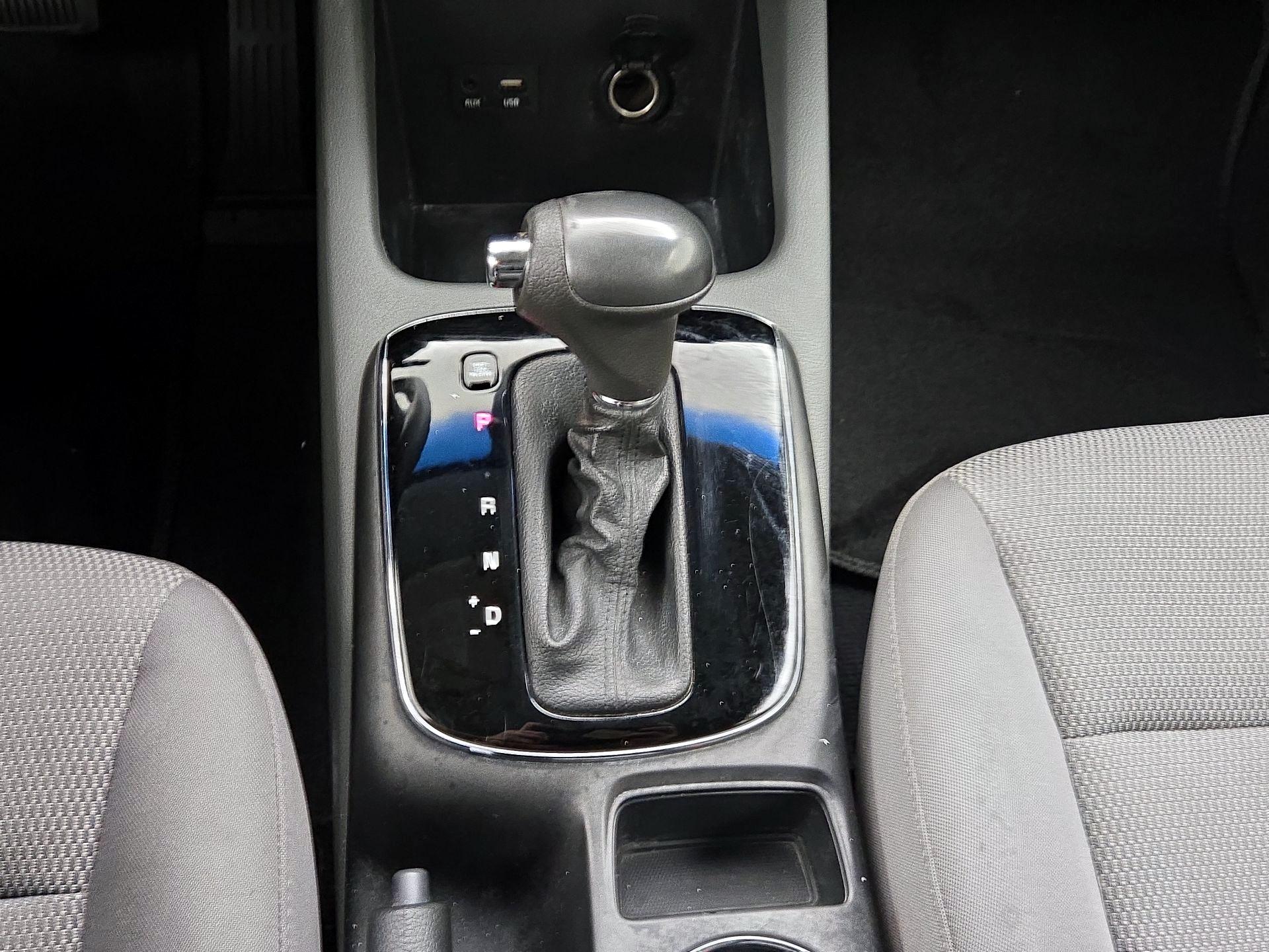 Thumbnail: 2017 Kia Forte - 16