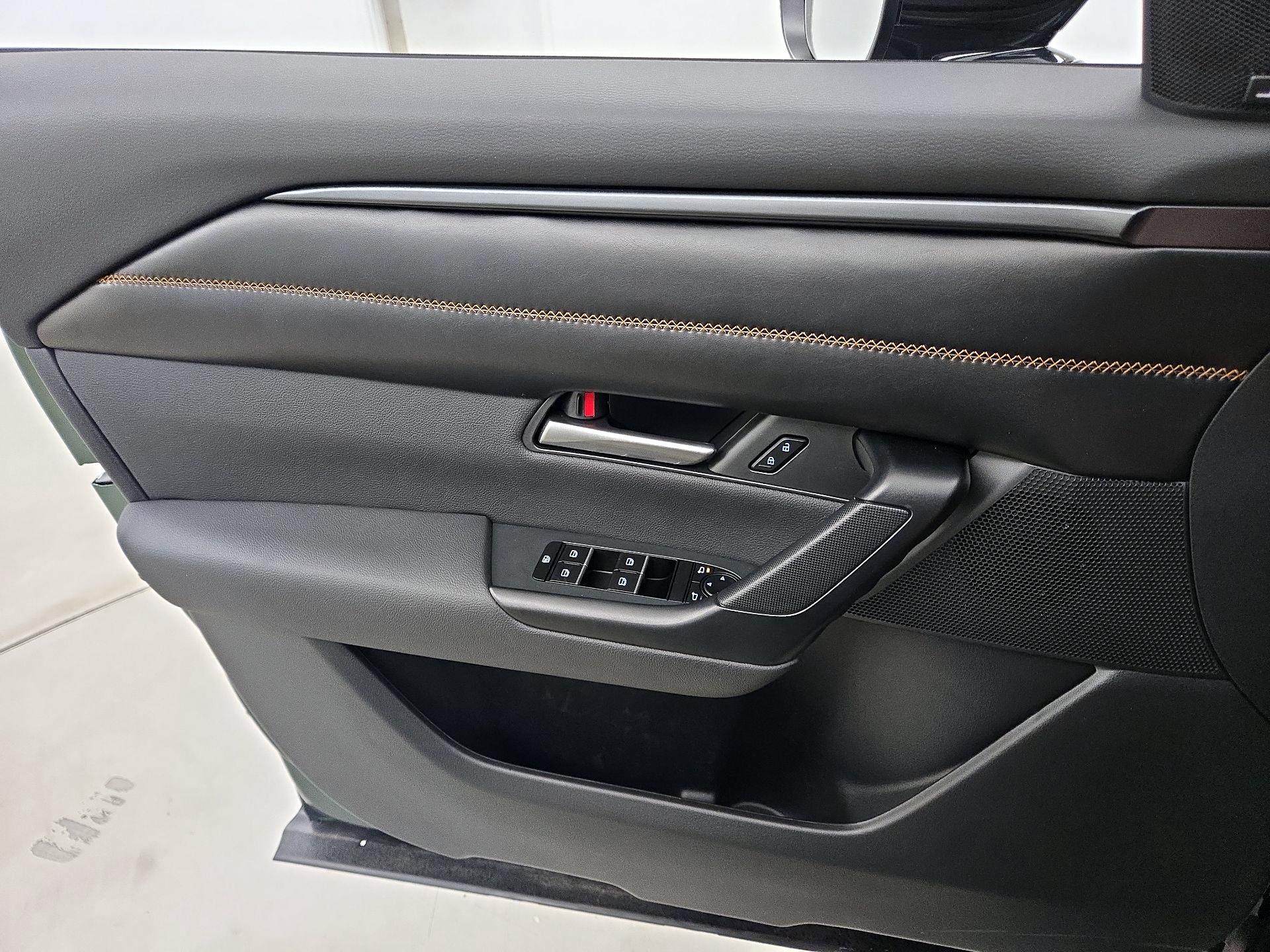 Thumbnail: 2026 Mazda CX-50 - 12