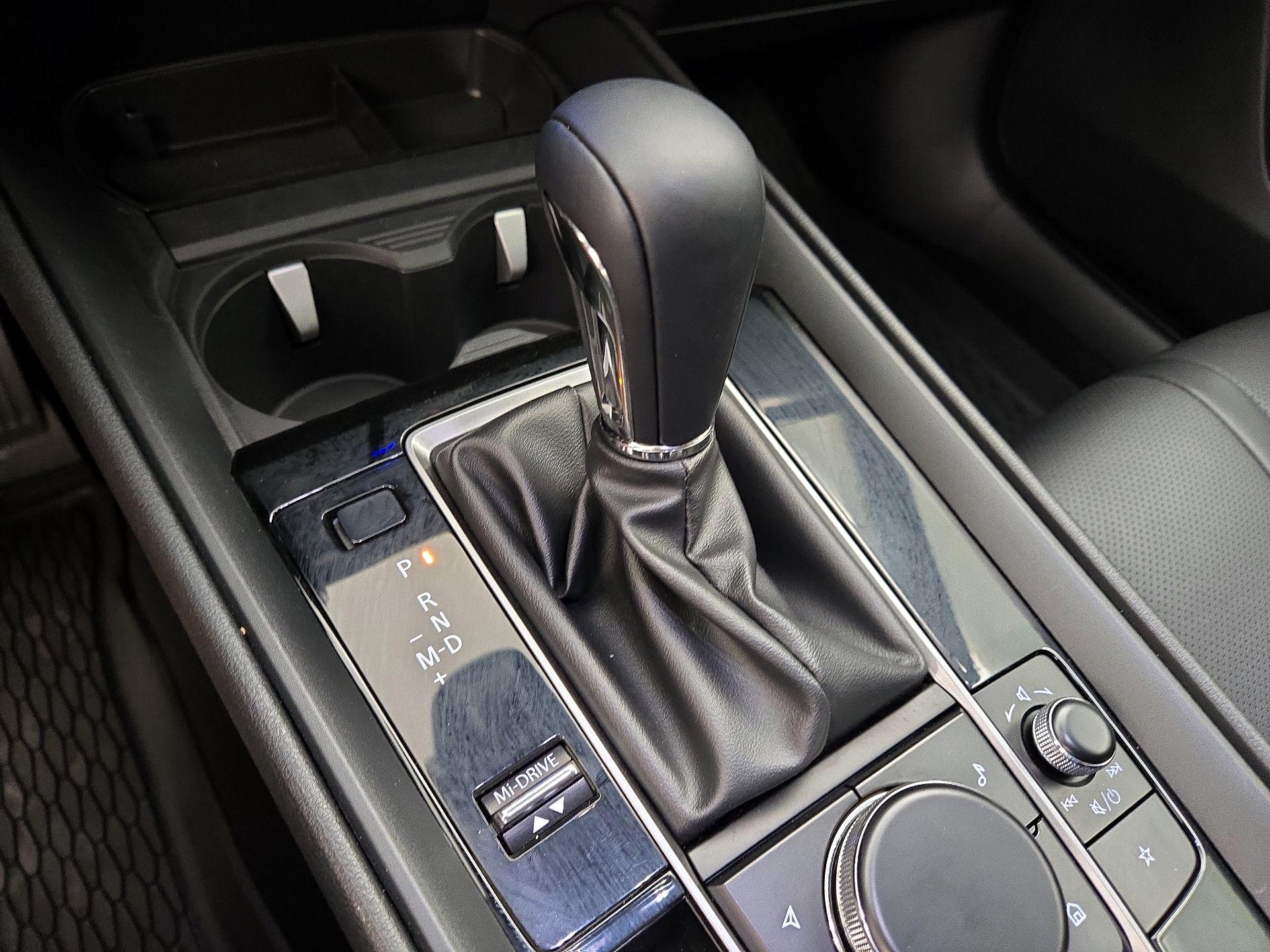 Thumbnail: 2026 Mazda CX-50 - 17