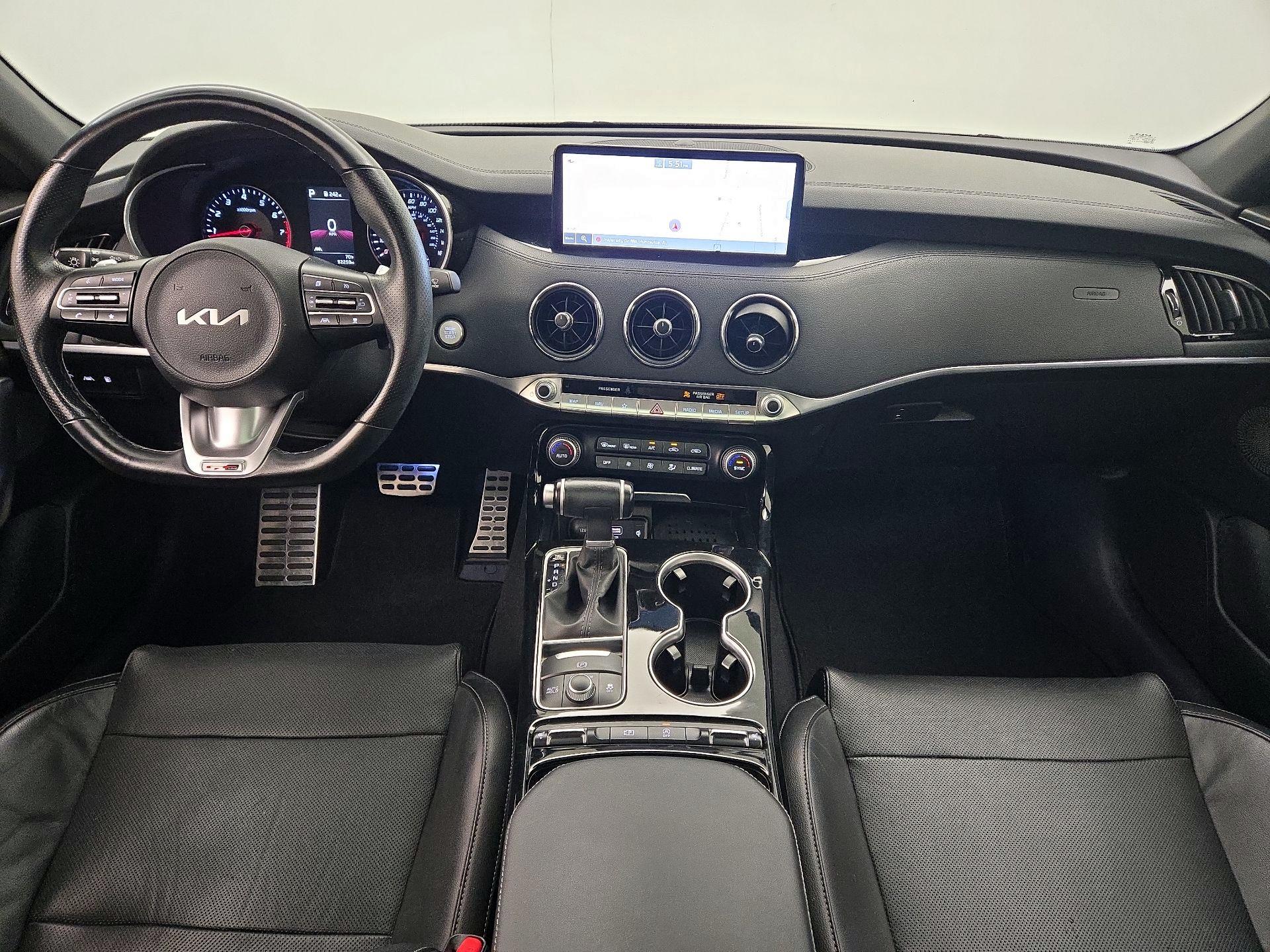 Thumbnail: 2022 Kia Stinger - 9