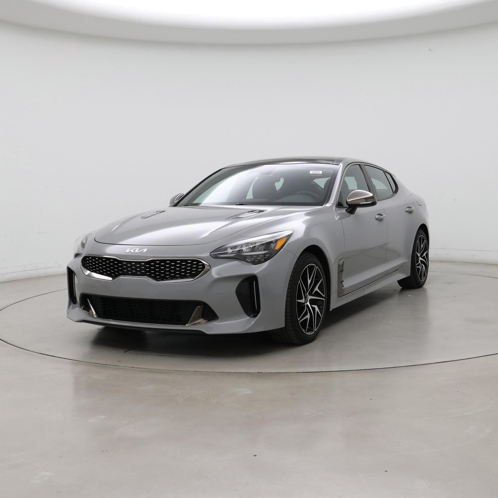 Thumbnail: 2022 Kia Stinger - 4