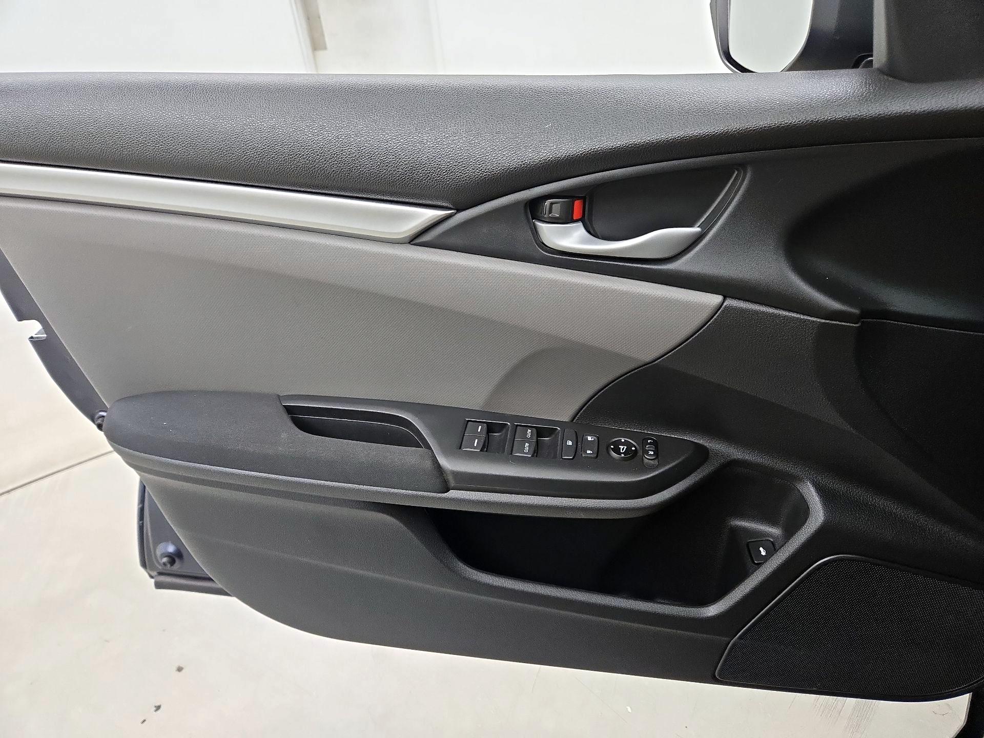 Thumbnail: 2019 Honda Civic - 12