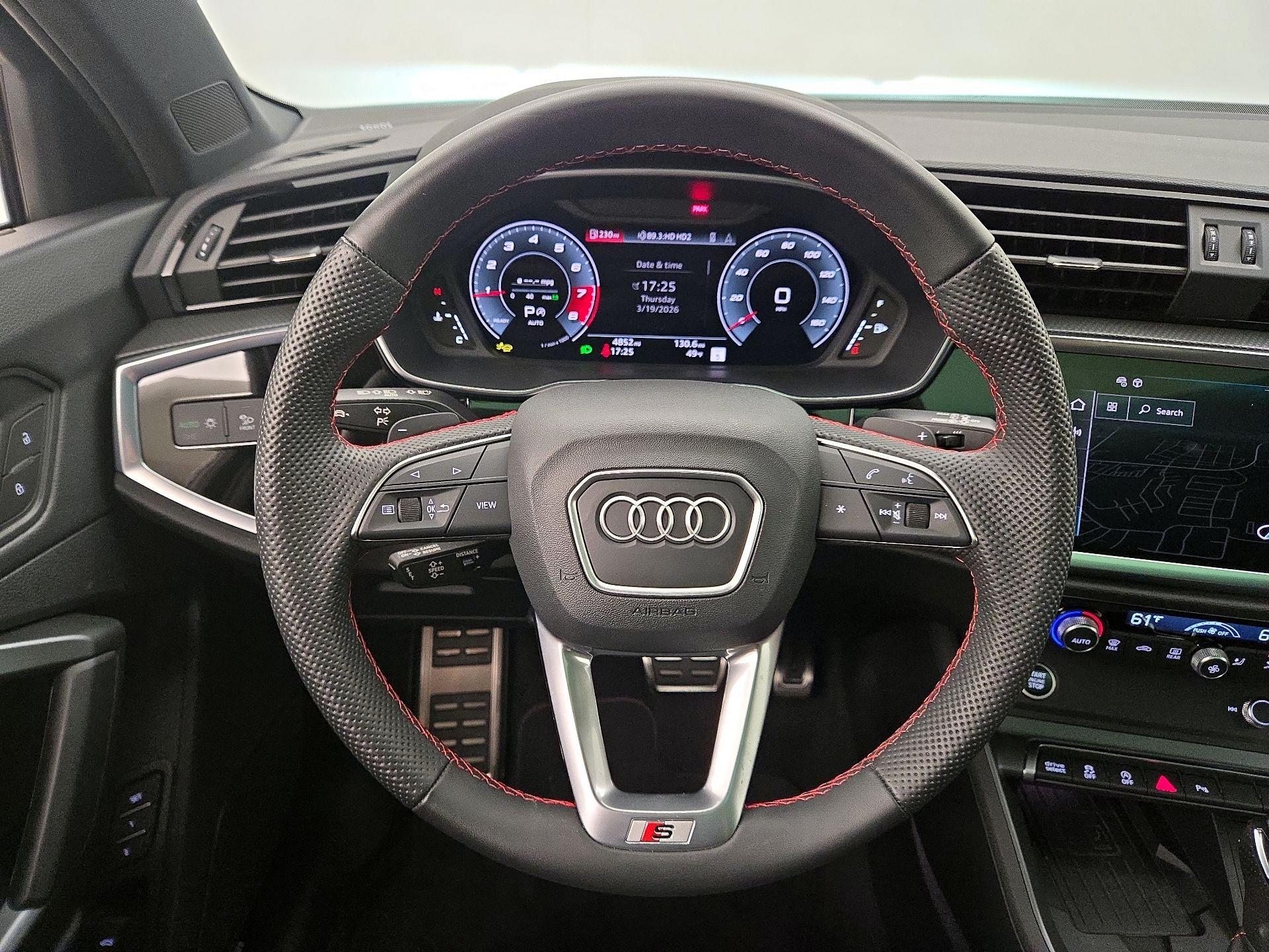 Thumbnail: 2025 Audi Q3 - 10