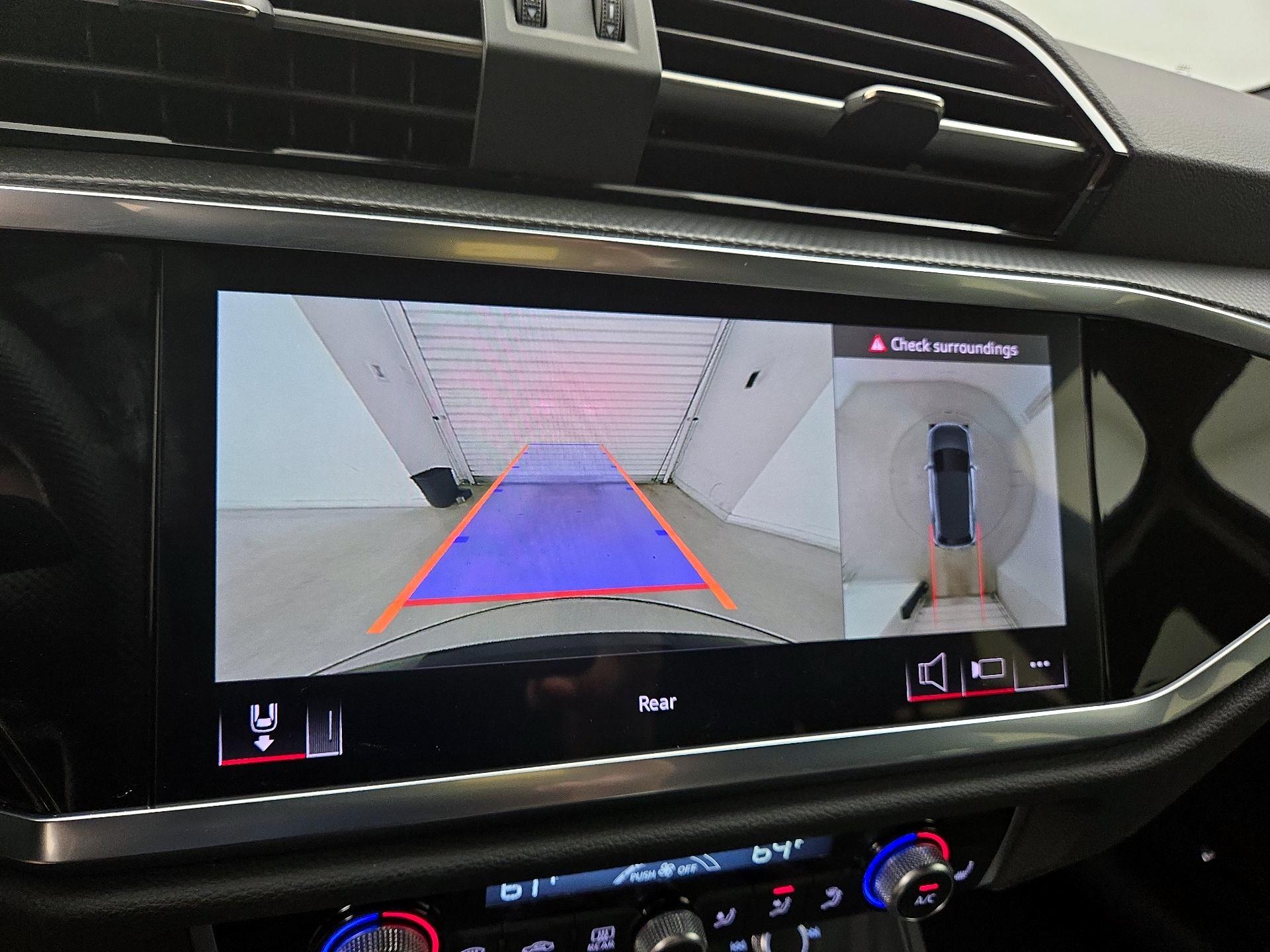 Thumbnail: 2025 Audi Q3 - 15