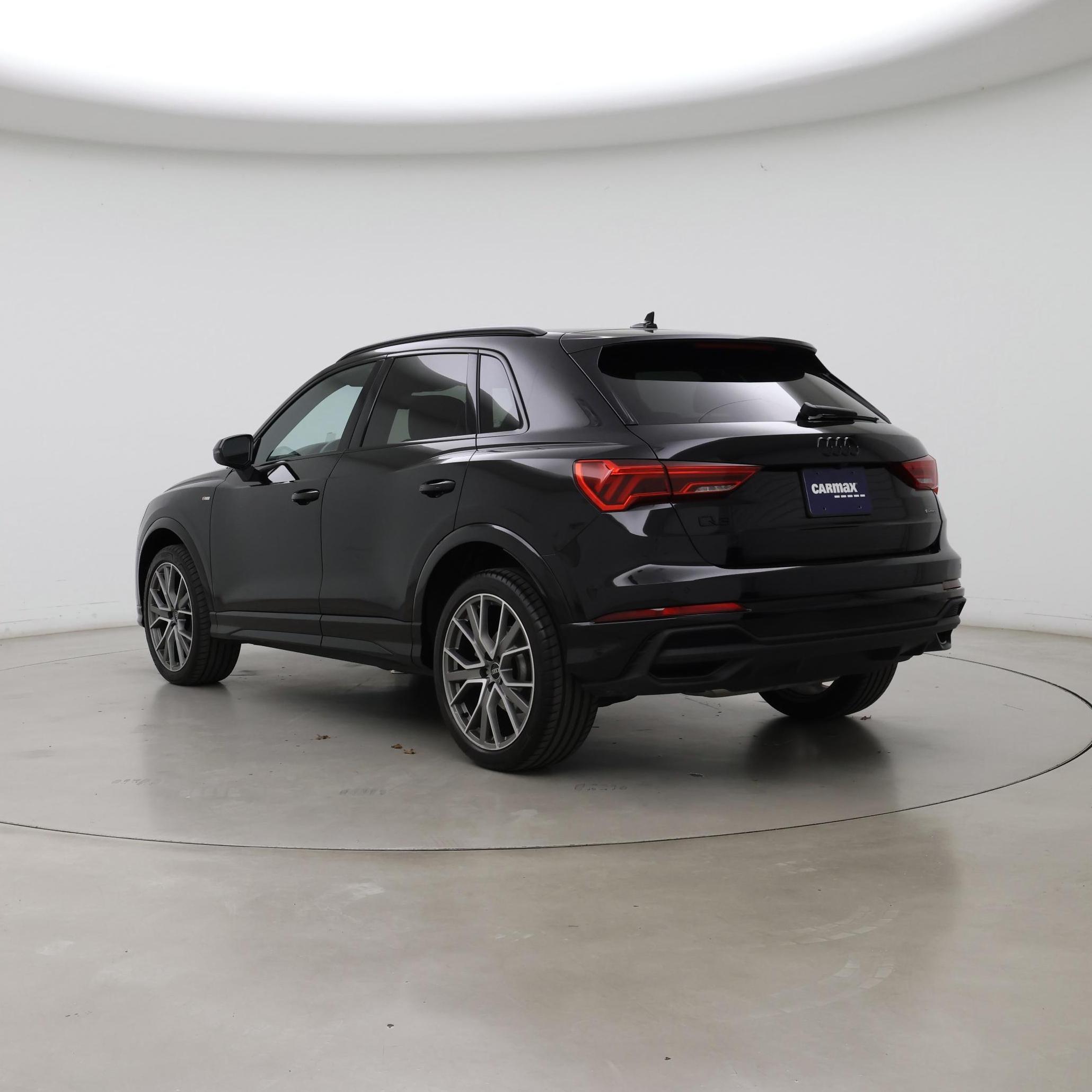 Thumbnail: 2025 Audi Q3 - 2
