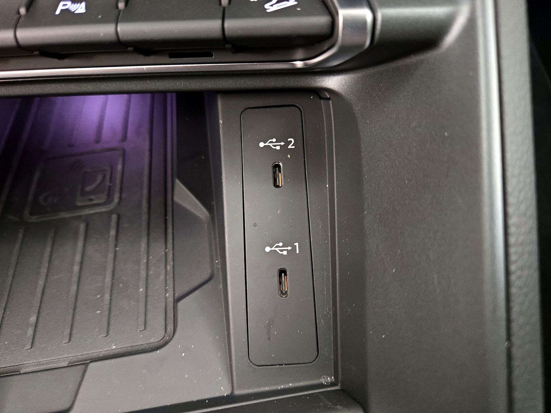 Thumbnail: 2025 Audi Q3 - 19