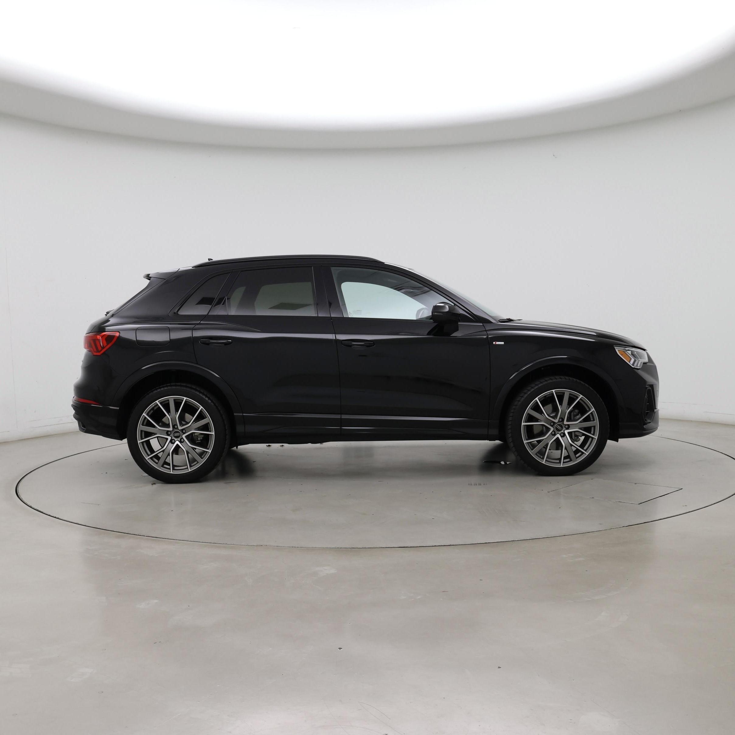 Thumbnail: 2025 Audi Q3 - 7