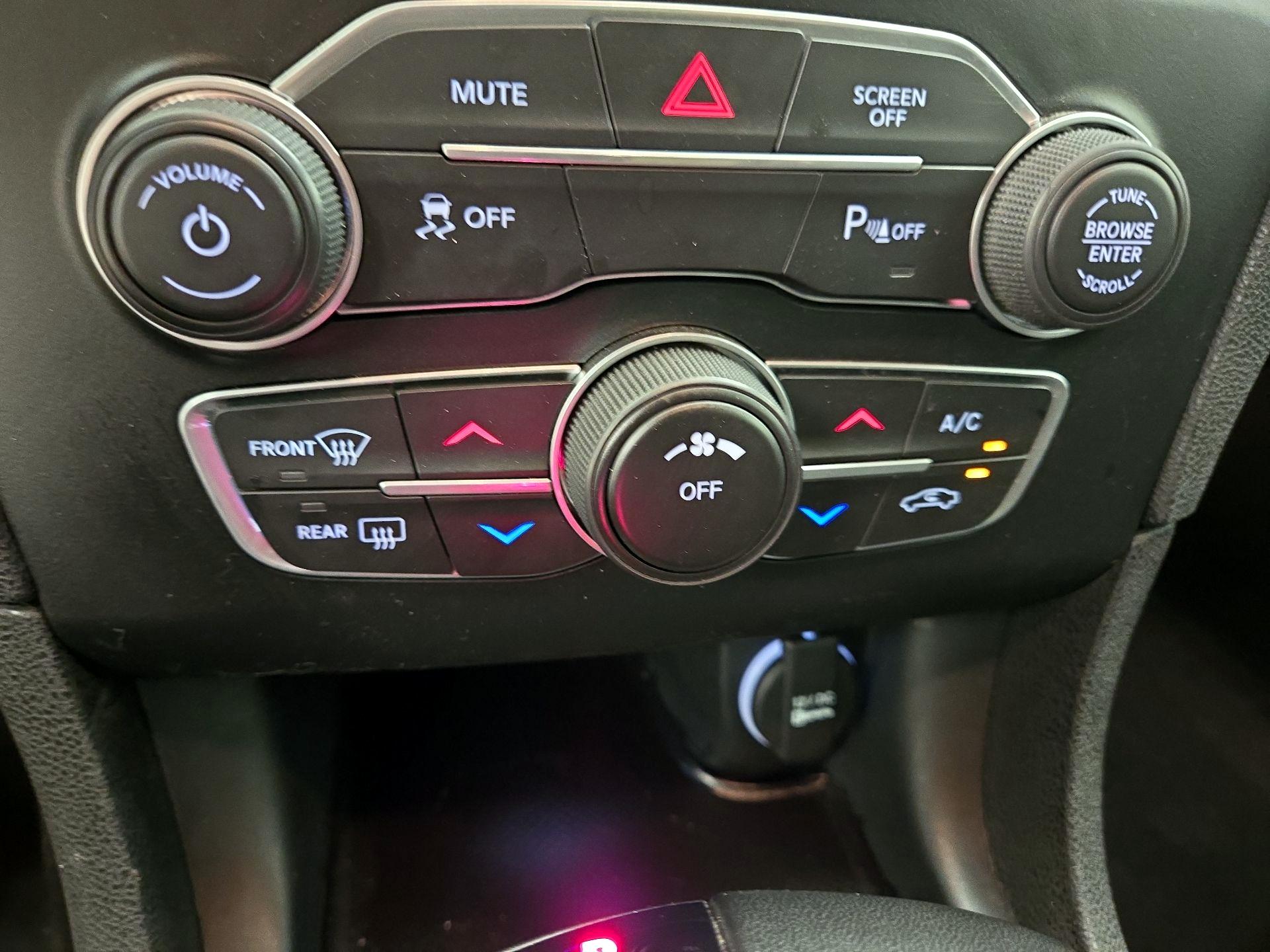 Thumbnail: 2023 Dodge Charger - 16