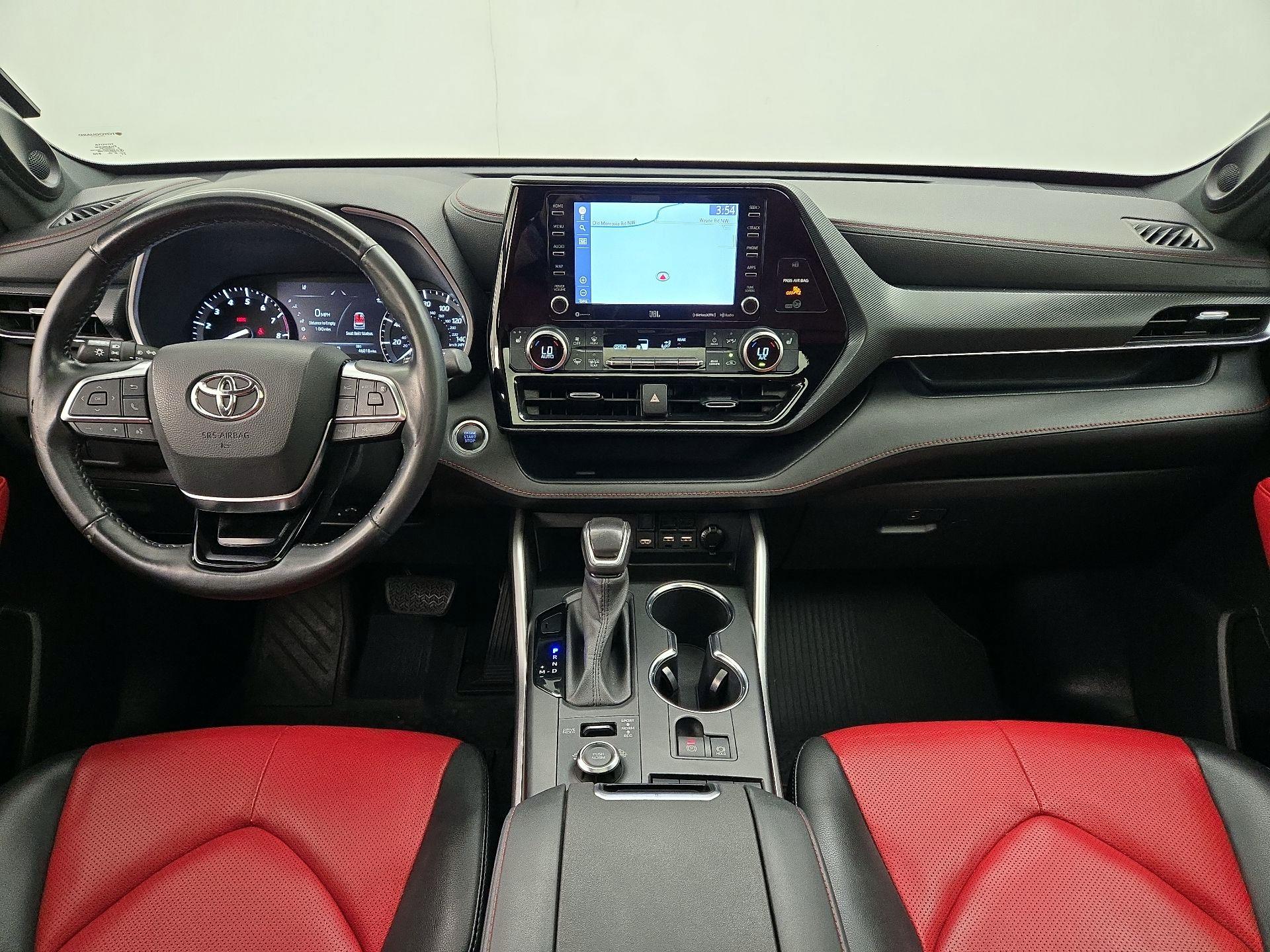 Thumbnail: 2021 Toyota Highlander - 9