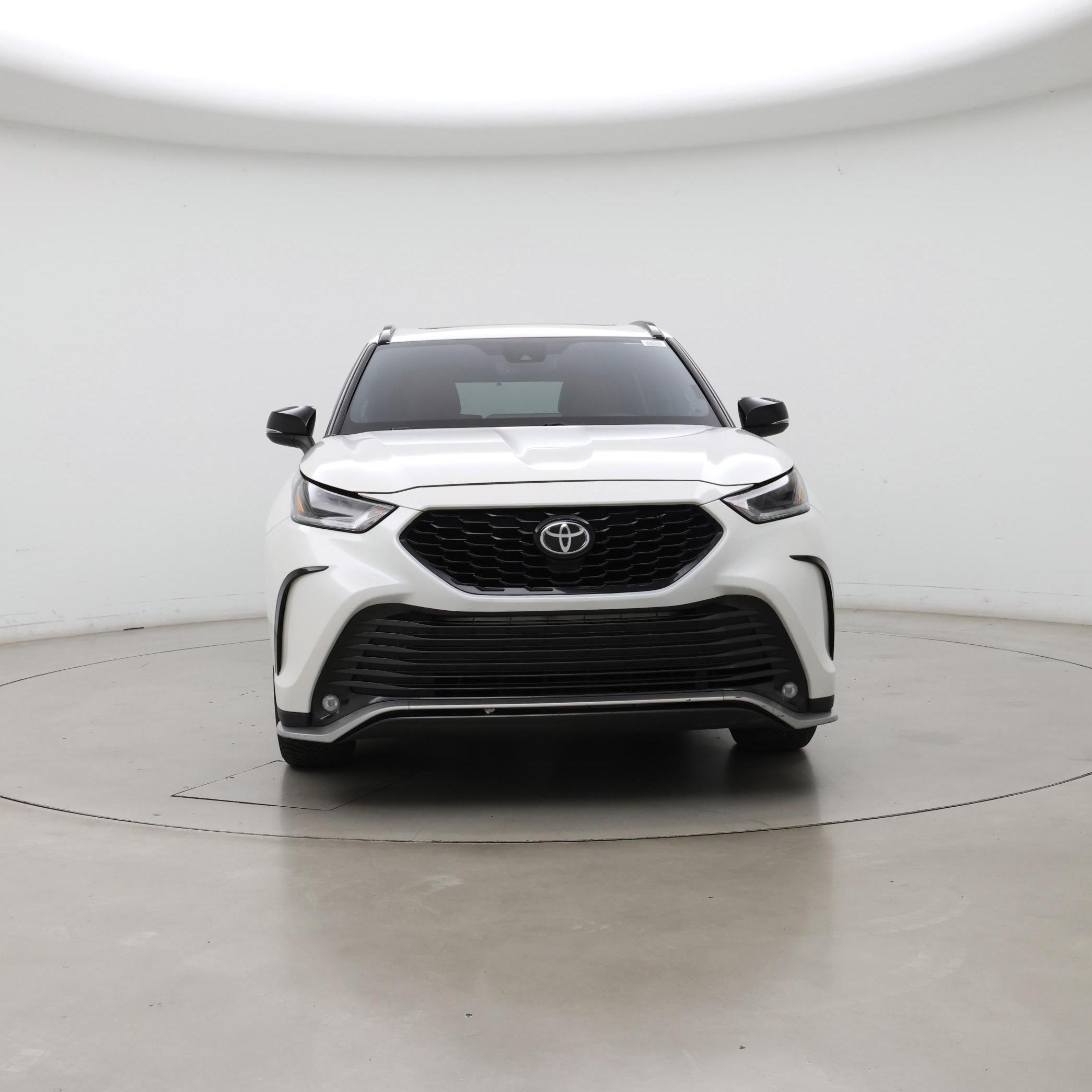Thumbnail: 2021 Toyota Highlander - 5
