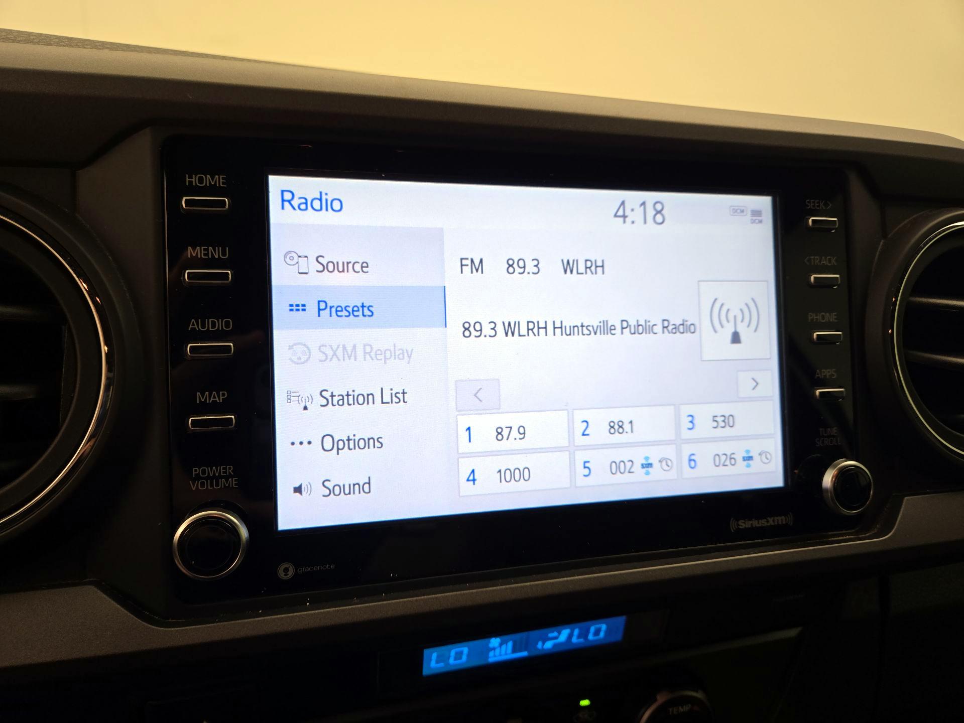 Thumbnail: 2023 Toyota Tacoma - 15