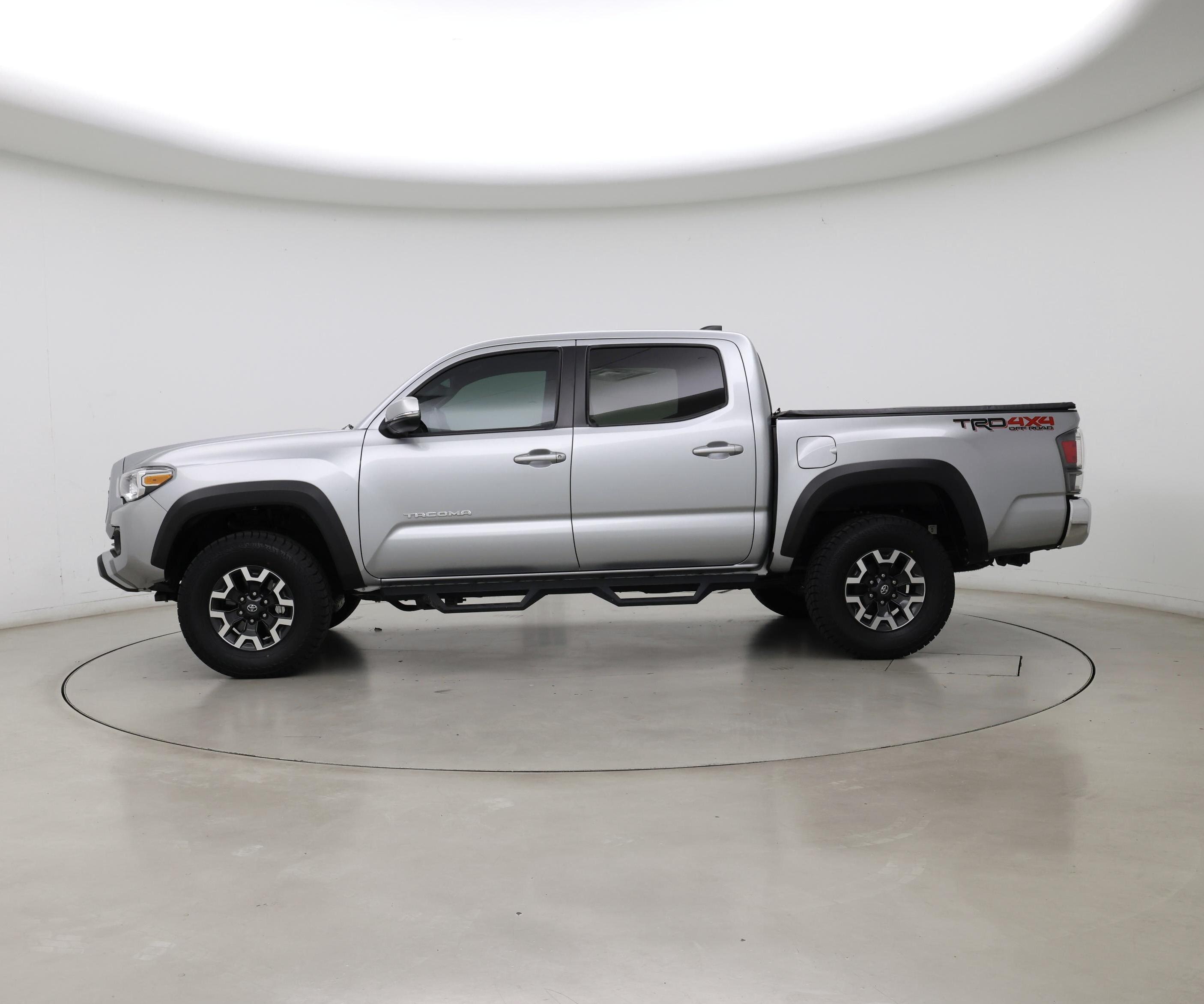 Thumbnail: 2023 Toyota Tacoma - 3