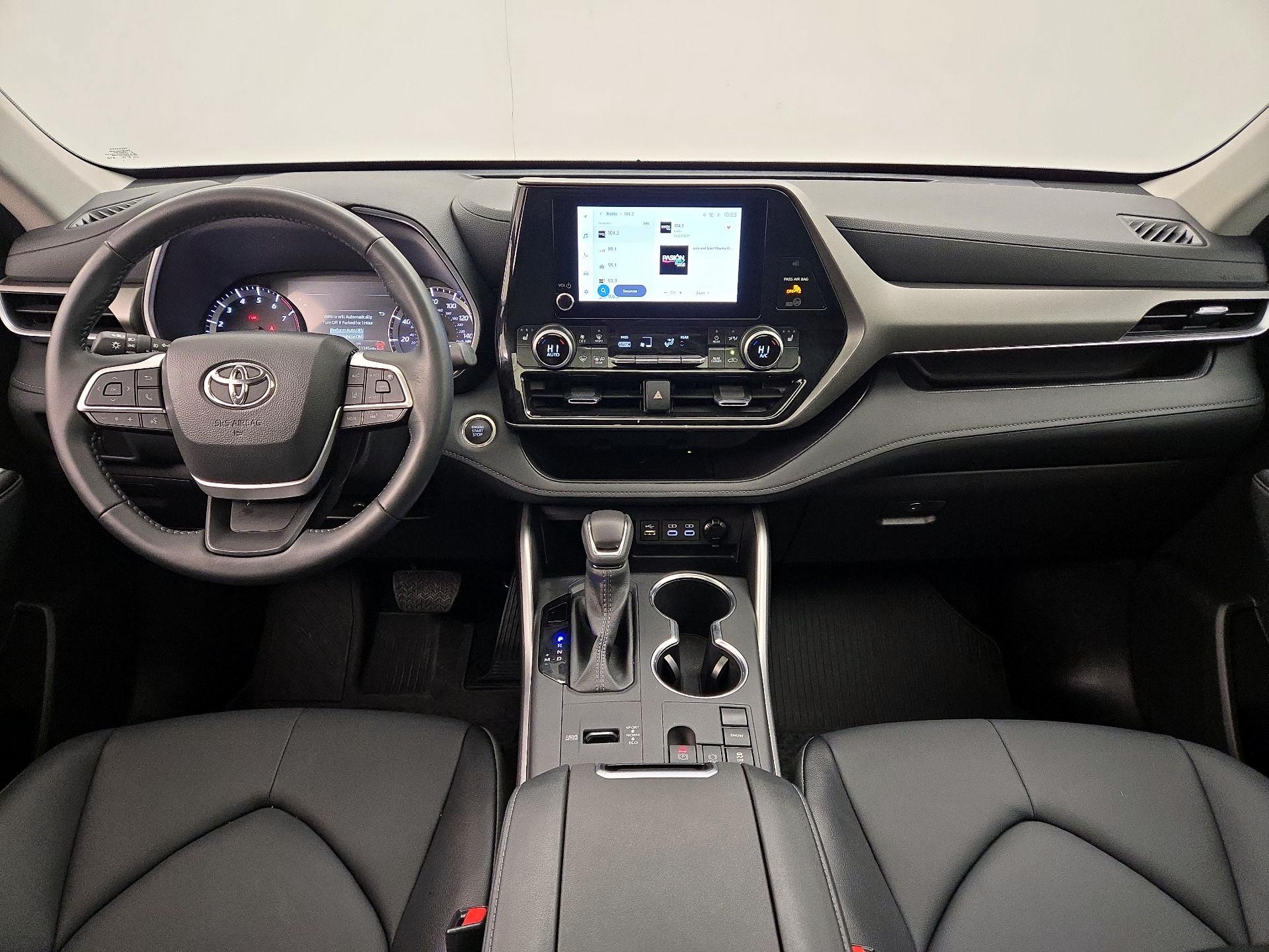 Thumbnail: 2025 Toyota Highlander - 9