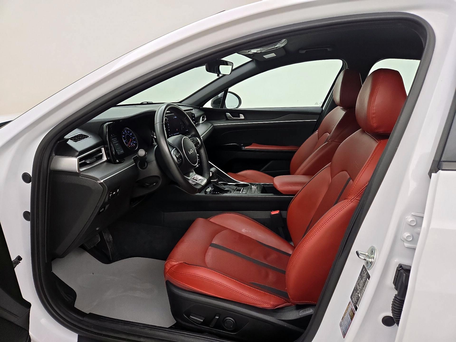Thumbnail: 2023 Kia K5 - 11