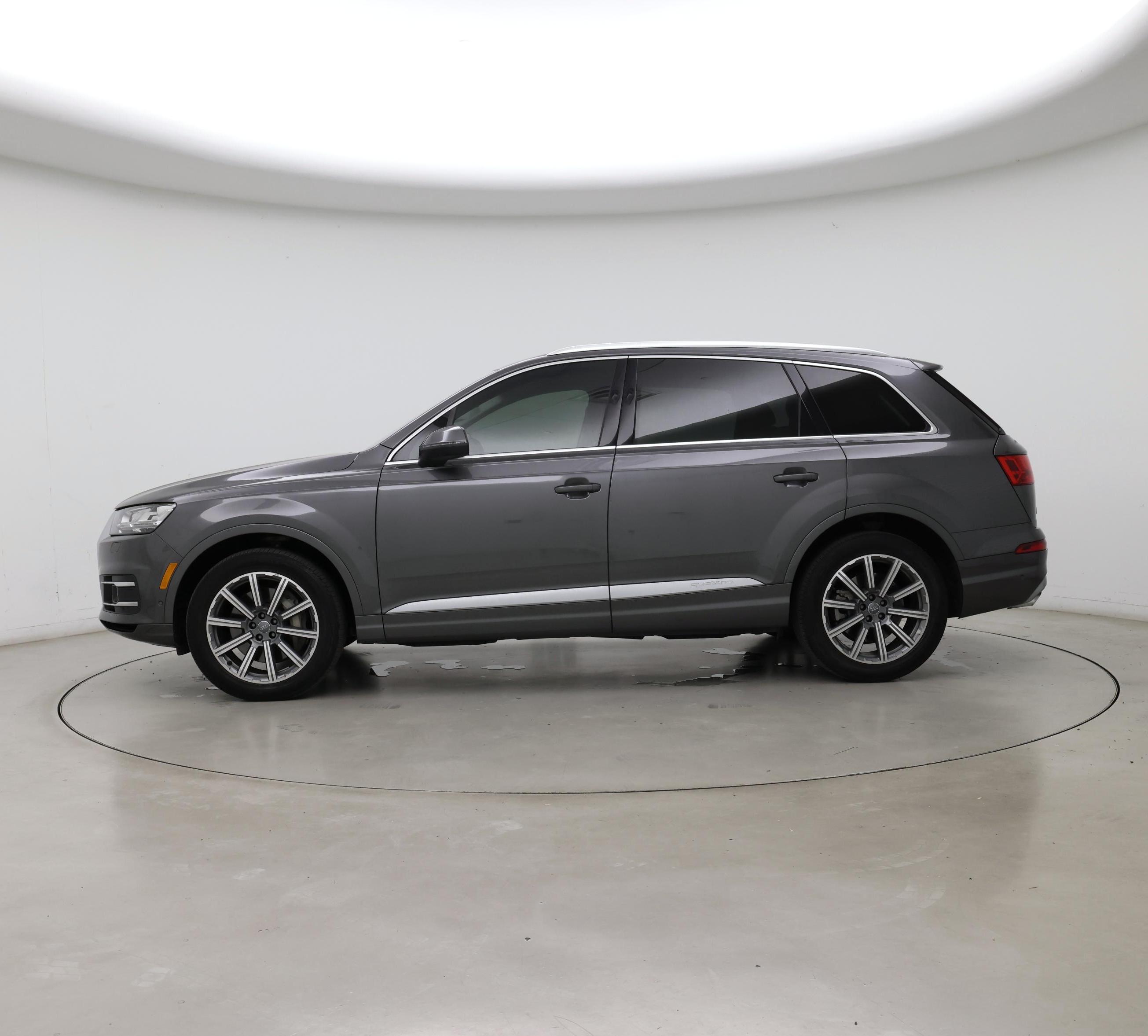 Thumbnail: 2019 Audi Q7 - 3