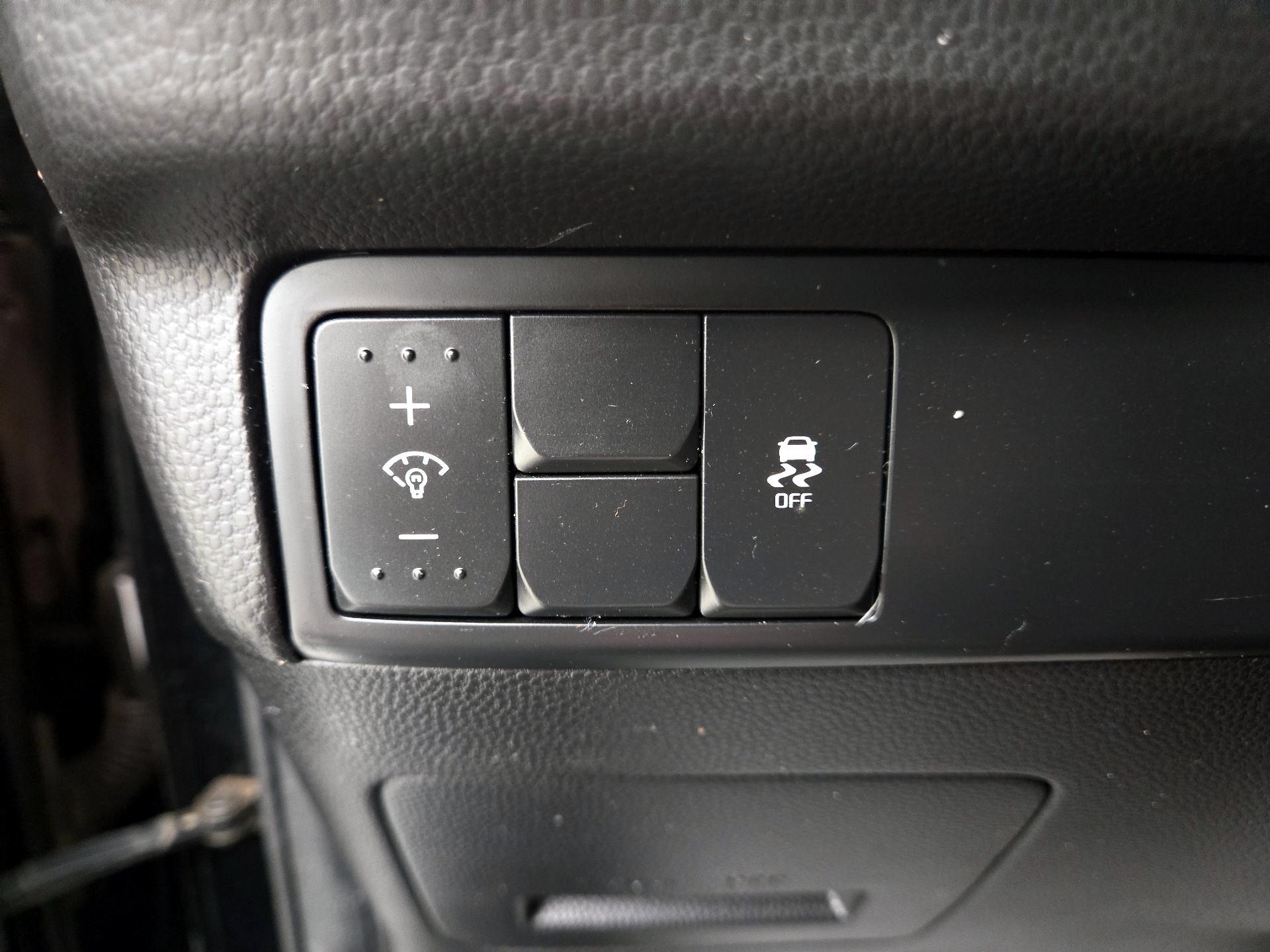 Thumbnail: 2018 Kia Soul - 13