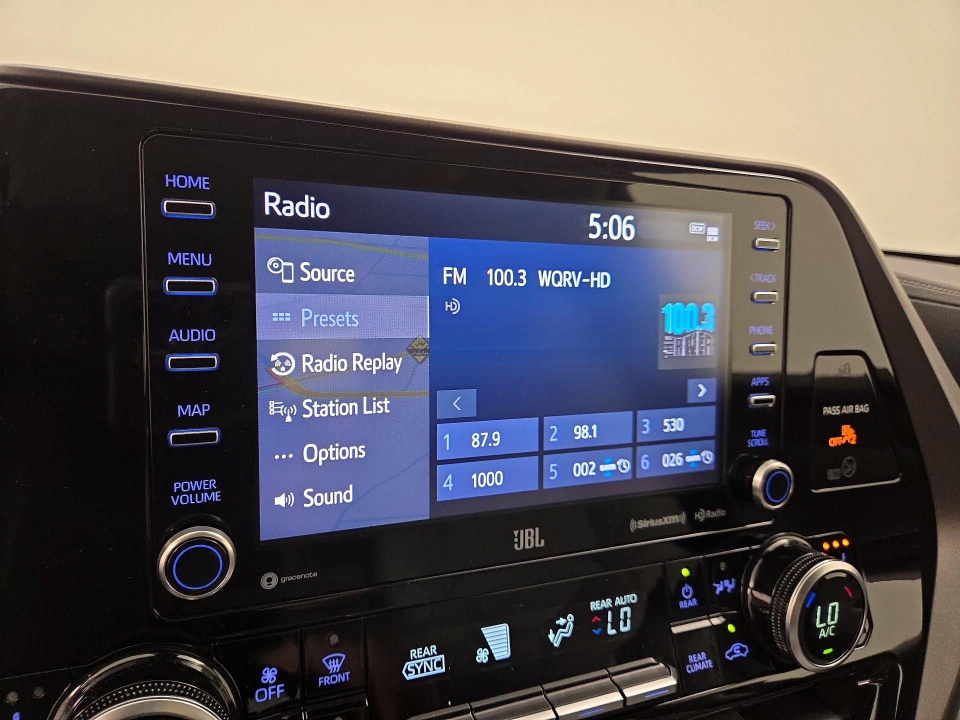 Thumbnail: 2021 Toyota Highlander - 16