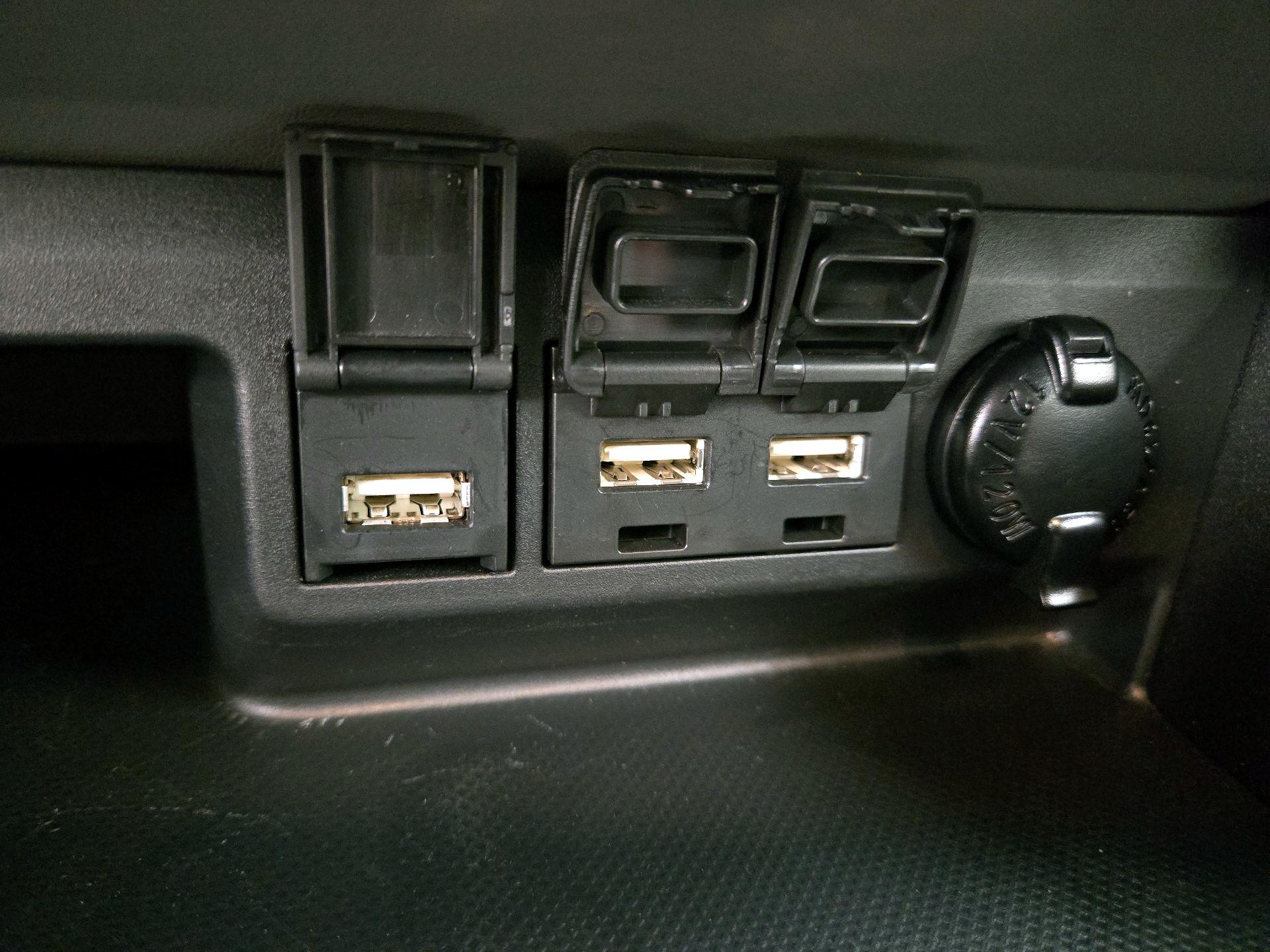 Thumbnail: 2021 Toyota Highlander - 19